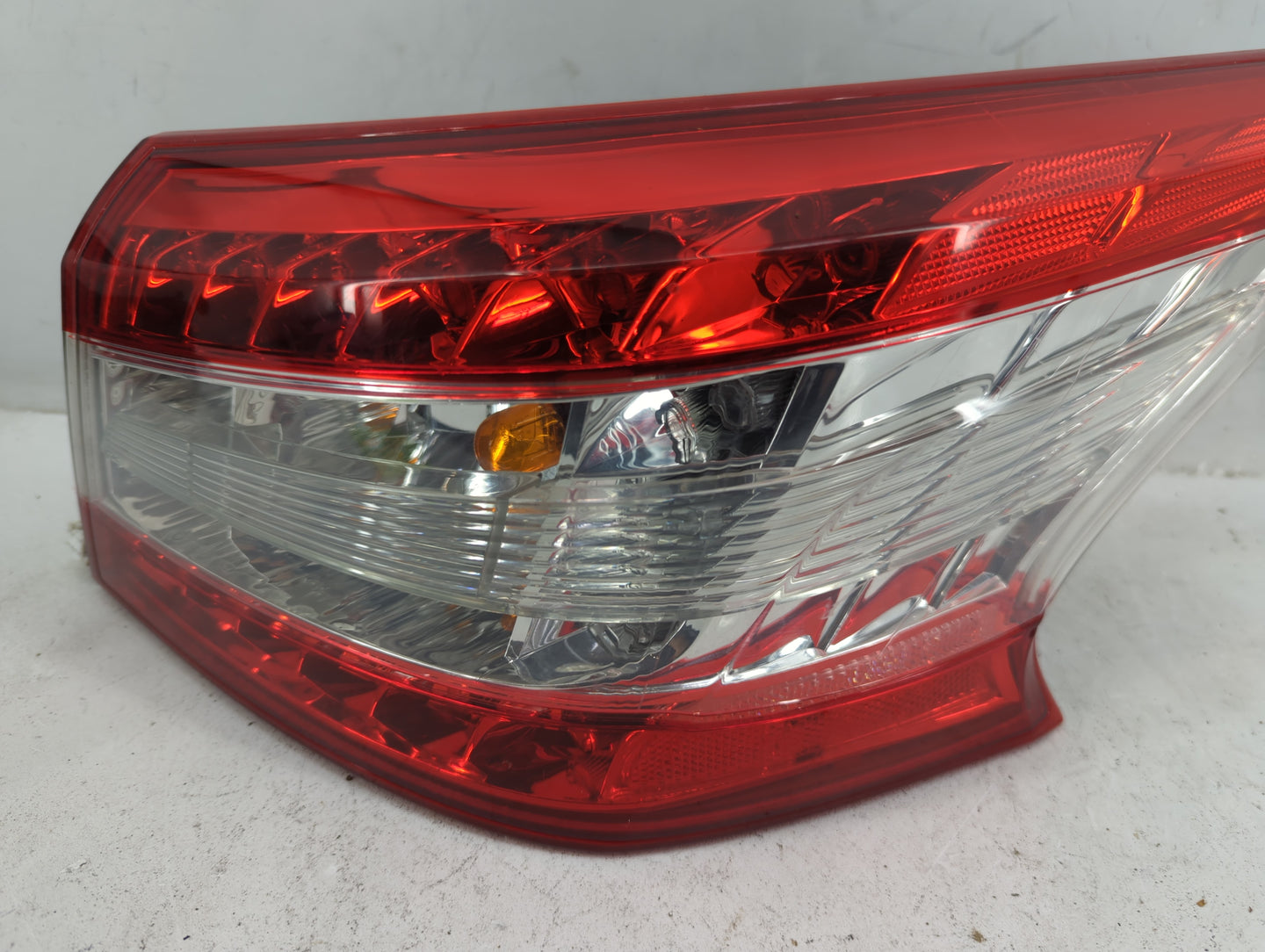2013-2015 Nissan Sentra Tail Light Assembly Passenger Right OEM P/N:265503SG0A Fits Fits 2013 2014 2015 OEM Used Auto Parts 