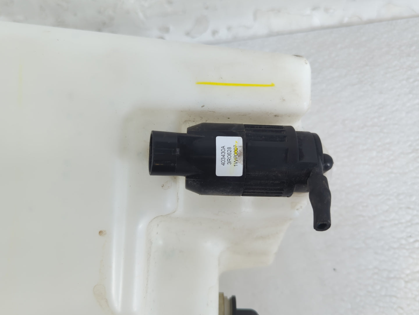 2013-2015 Nissan Sentra Windshield Washer Fluid Reservoir Bottle Oem - Oemusedautoparts1.com