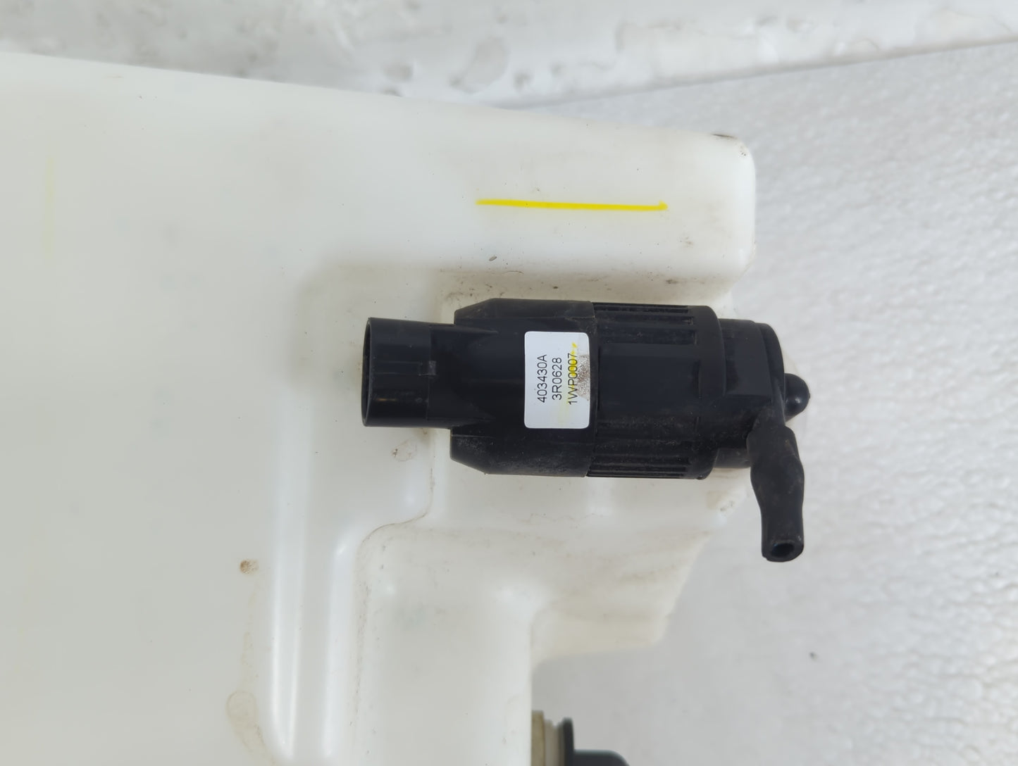 2013-2015 Nissan Sentra Windshield Washer Fluid Reservoir Bottle Oem - Oemusedautoparts1.com