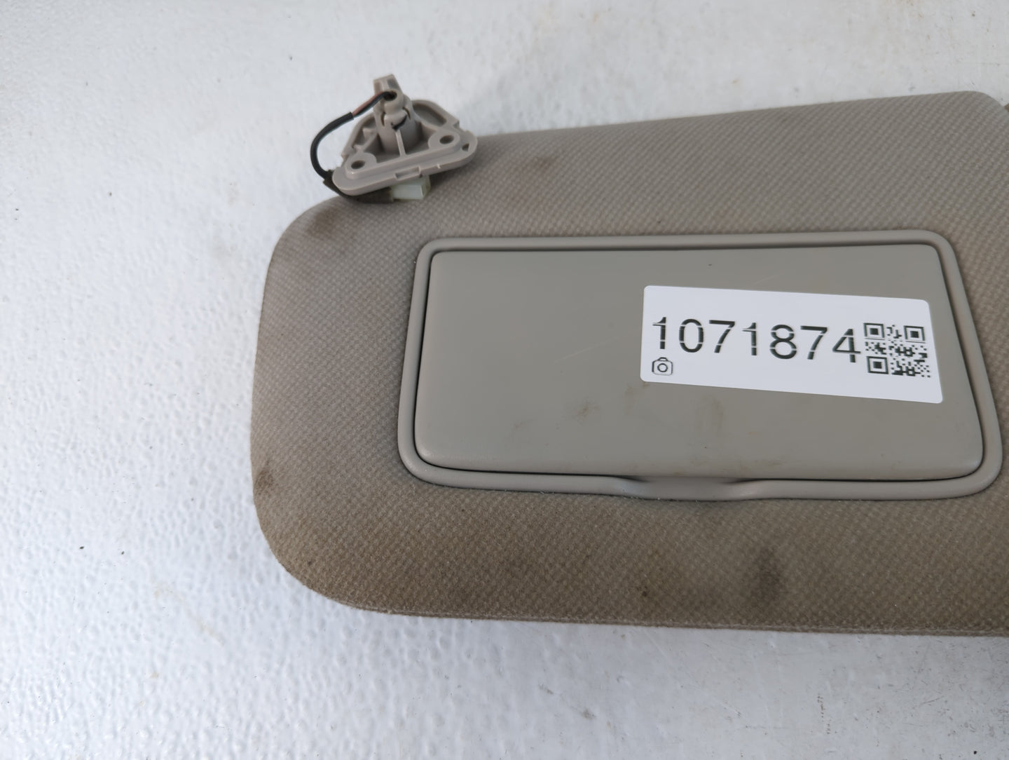 2013-2019 Nissan Sentra Sun Visor Shade Replacement Driver Left Mirror Fits Fits 2013 2014 2015 2016 2017 2018 2019 OEM Used
