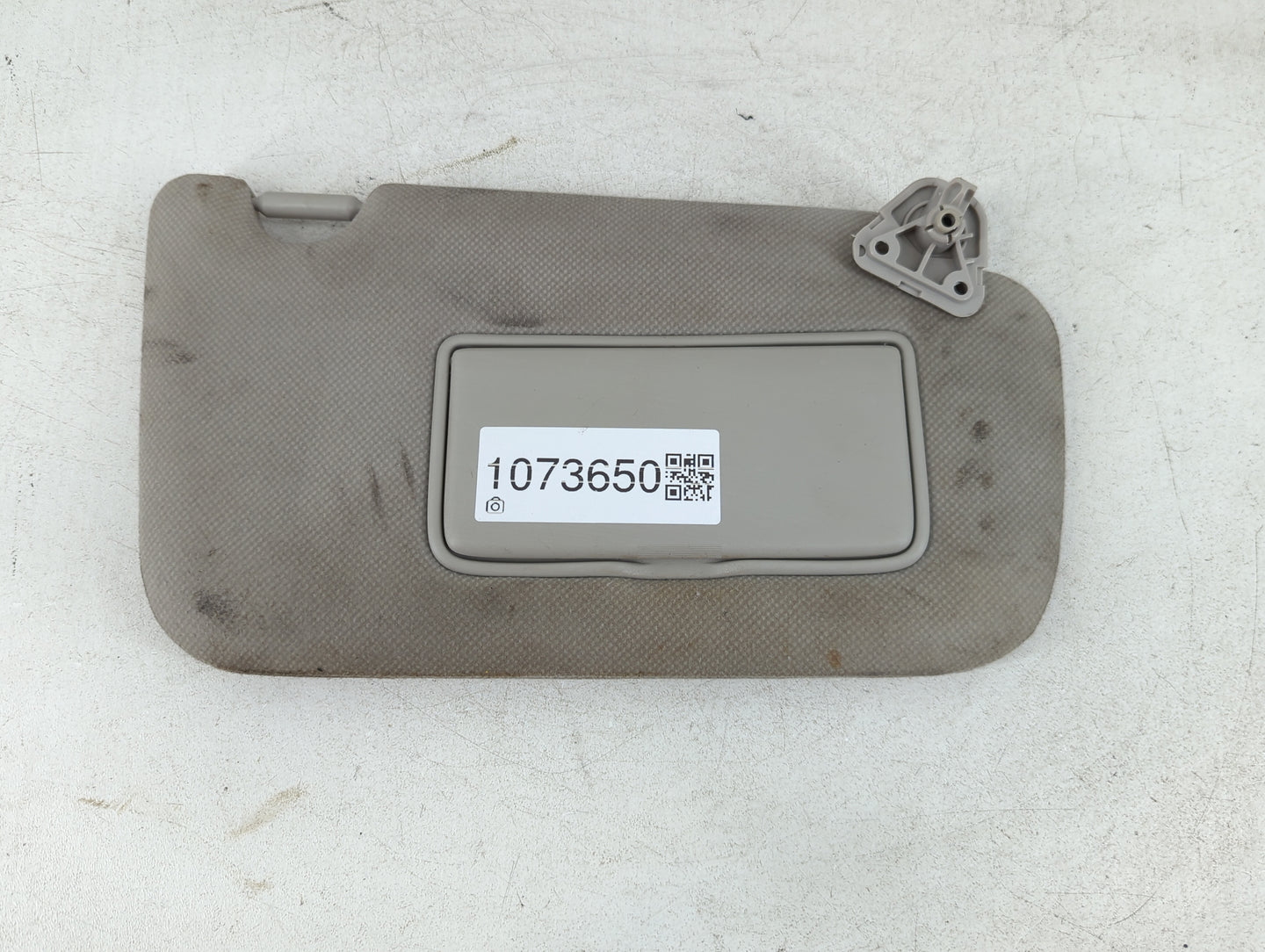 2013-2019 Nissan Sentra Sun Visor Shade Replacement Passenger Right Mirror Fits Fits 2012 2013 2014 2015 2016 2017 2018 2019