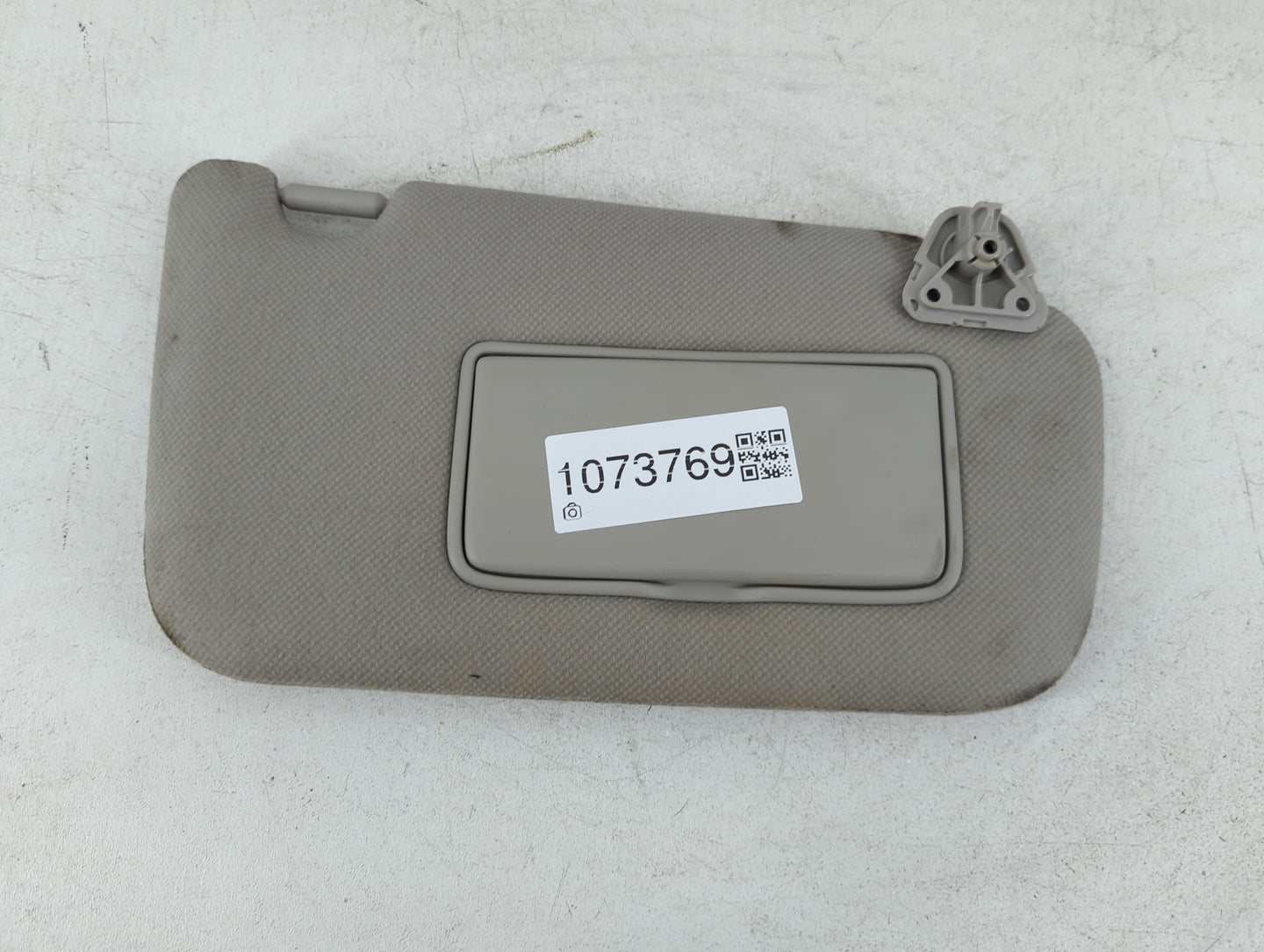 2013-2019 Nissan Sentra Sun Visor Shade Replacement Passenger Right Mirror Fits Fits 2012 2013 2014 2015 2016 2017 2018 2019