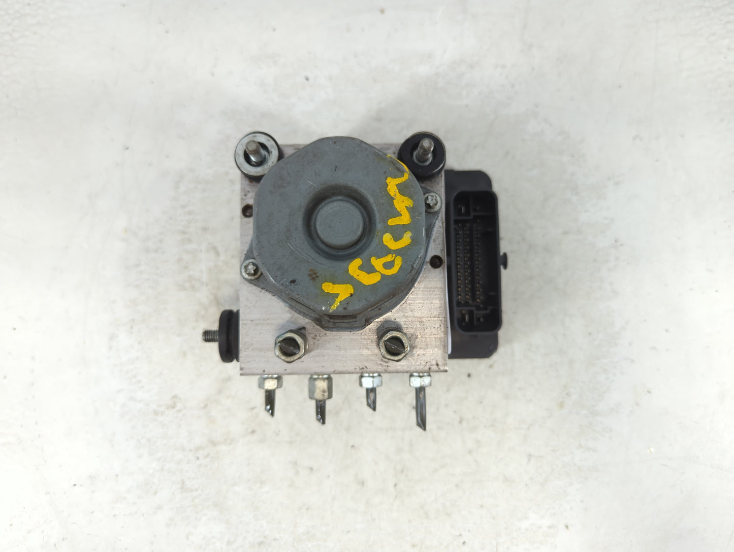 2015-2017 Nissan Sentra ABS Pump Control Module Replacement P/N:47660 3SG0C 47660 9AN0A Fits Fits 2015 2016 2017 OEM Used Au