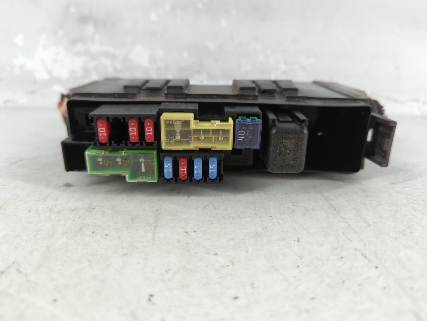 2013-2019 Nissan Sentra Fusebox Fuse Box Panel Relay Module P/N:24382 EW70B Fits Fits 2013 2014 2015 2016 2017 2018 2019 OEM