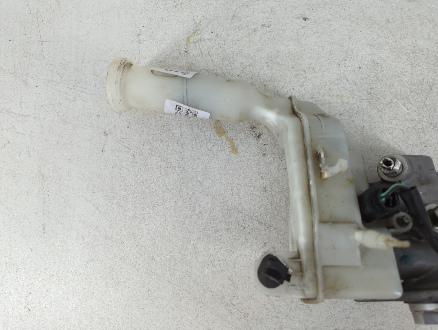 2013-2019 Nissan Sentra Brake Master Cylinder 1078334 - Oemusedautoparts1.com