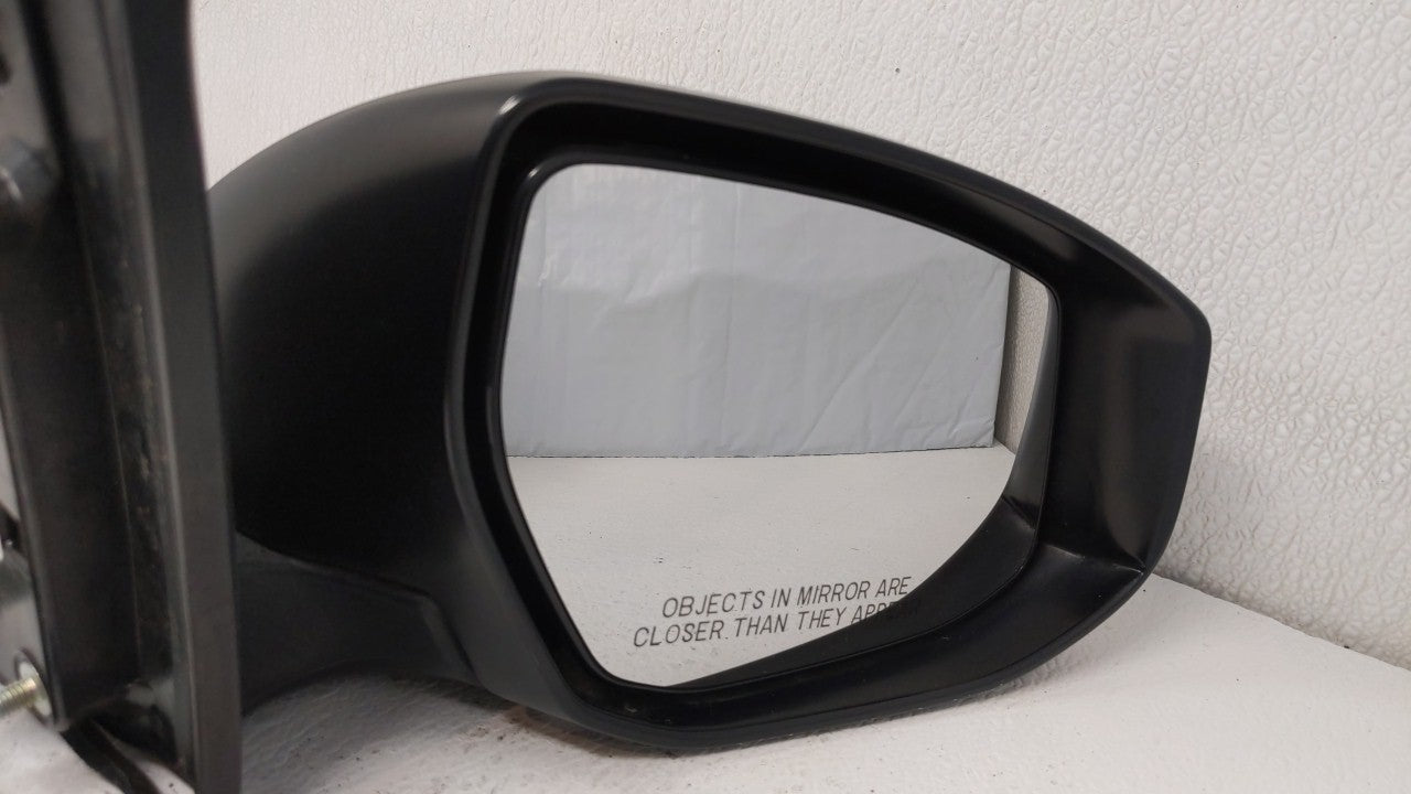 2013-2015 Nissan Sentra Passenger Side View Mirror - Right Door Mirror OEM Used - Oemusedautoparts1.com