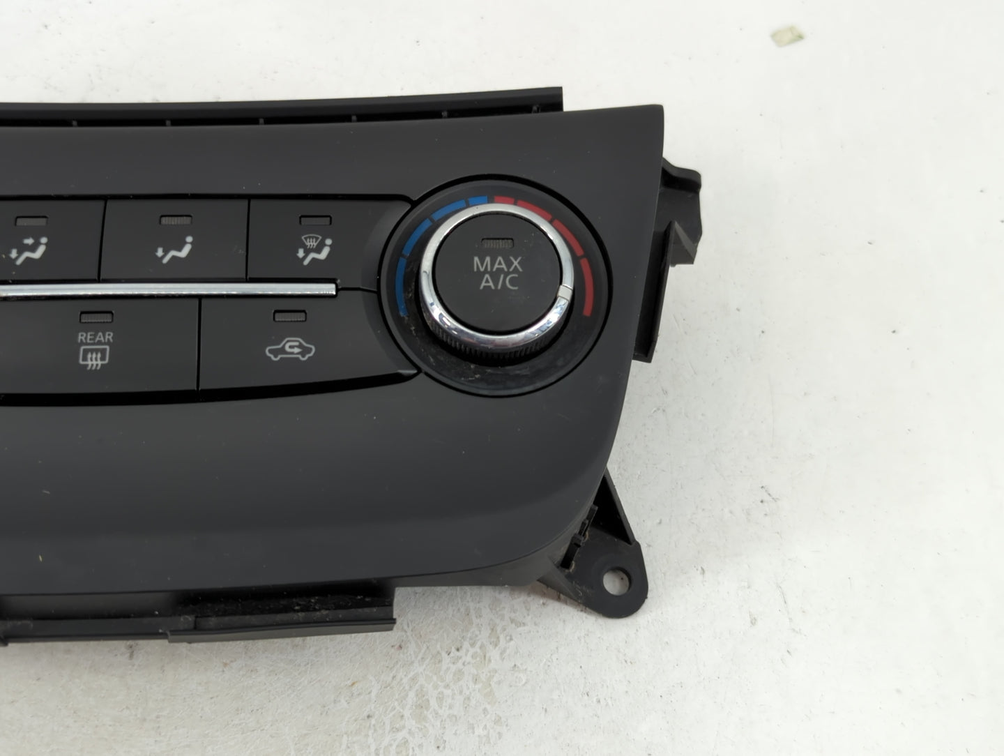 2015-2017 Nissan Sentra Climate Control Module Temperature AC/Heater Replacement P/N:2750004AT2A Fits Fits 2015 2016 2017 OE