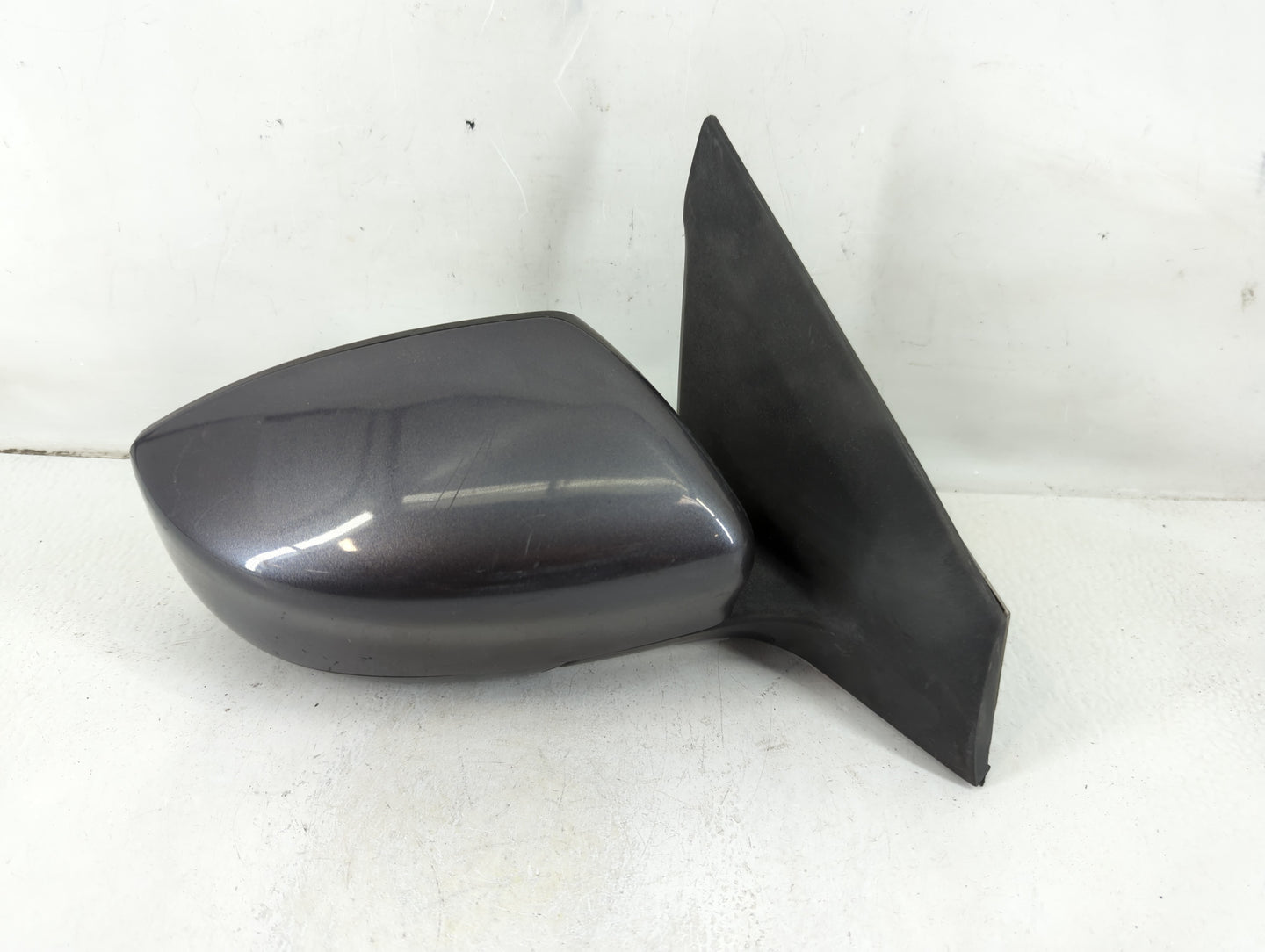 2013-2015 Nissan Sentra Passenger Side View Mirror - Right Door Mirror OEM Used - Oemusedautoparts1.com
