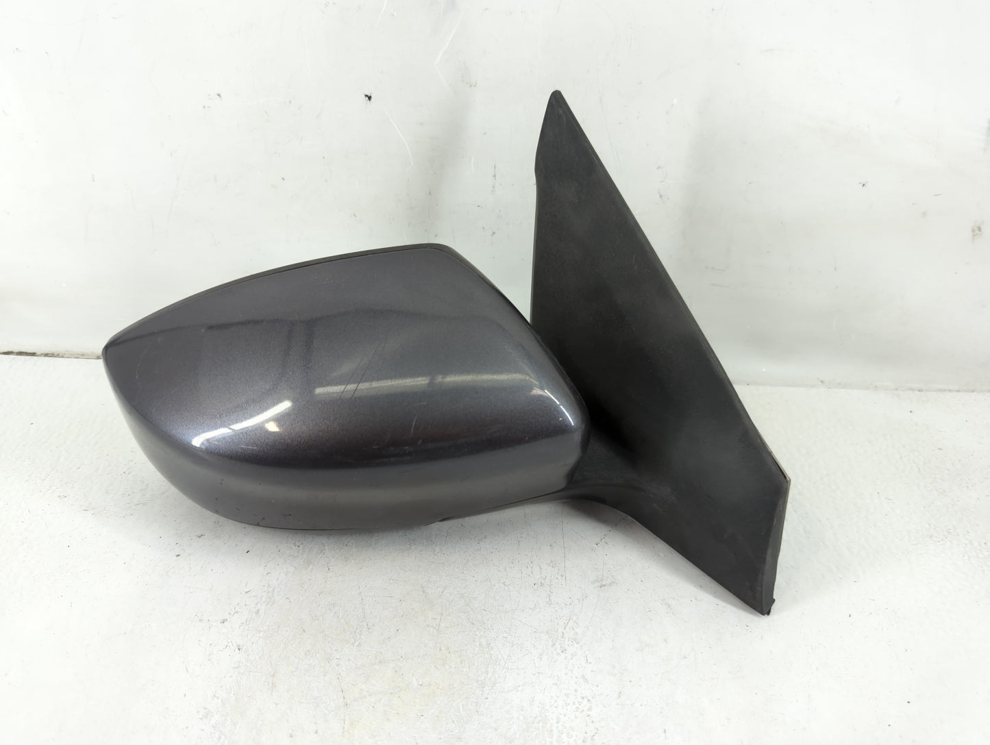 2013-2015 Nissan Sentra Passenger Side View Mirror - Right Door Mirror OEM Used - Oemusedautoparts1.com