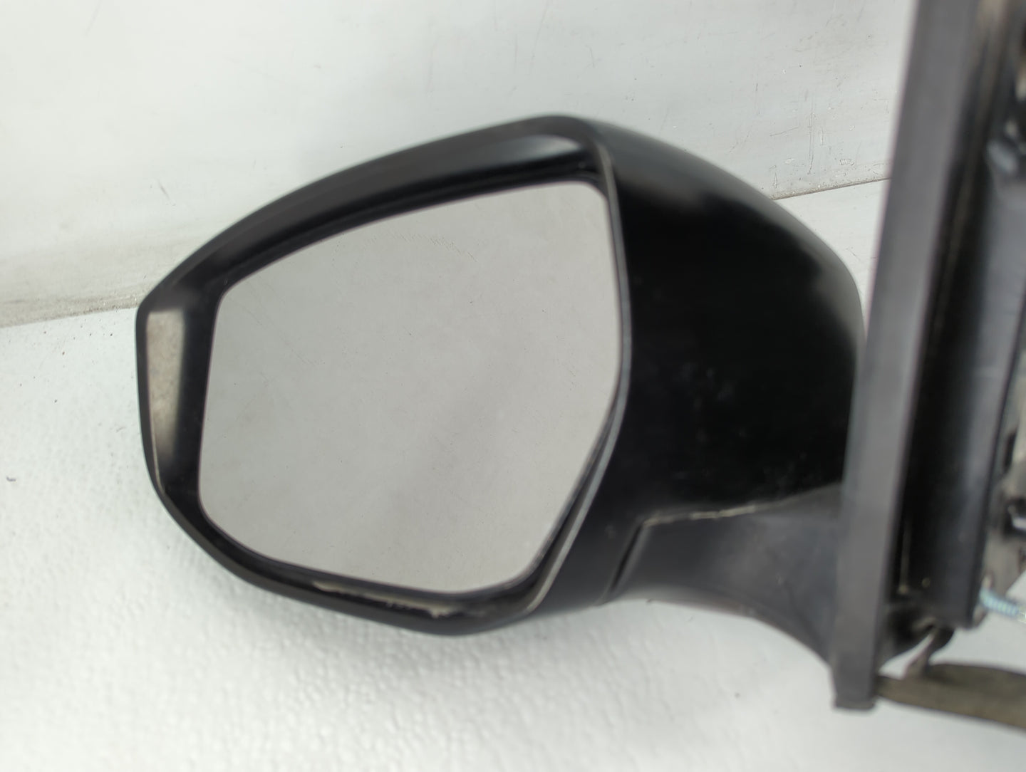 2013-2015 Nissan Sentra Driver Side View Mirror - Left Door Mirror OEM Used - Oemusedautoparts1.com