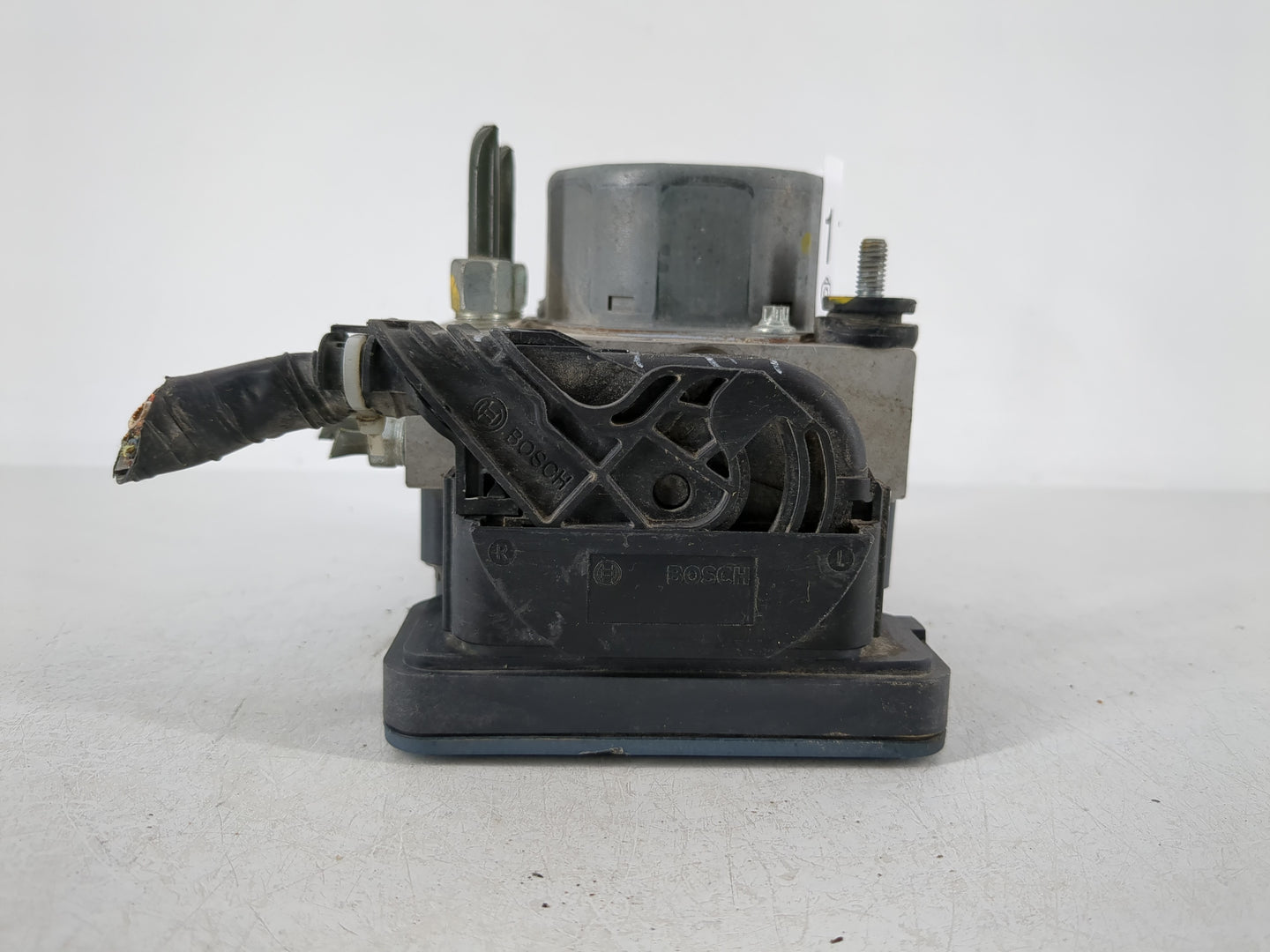 2015-2019 Nissan Sentra ABS Pump Control Module Replacement P/N:47660 3SG0C Fits Fits 2015 2016 2017 2018 2019 OEM Used Auto