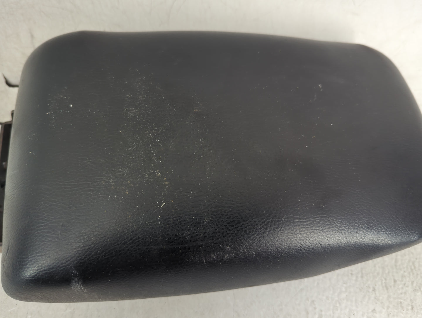 2013-2016 Nissan Sentra Center Console Armrest Cover Lid Fits Fits 2013 2014 2015 2016 OEM Used Auto Parts - Oemusedautopart