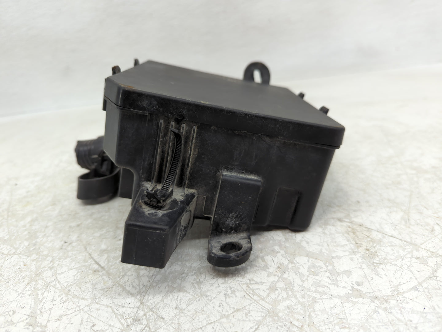 2013-2019 Nissan Sentra Fusebox Fuse Box Panel Relay Module P/N:284B7 3RA1B Fits Fits 2013 2014 2015 2016 2017 2018 2019 OEM