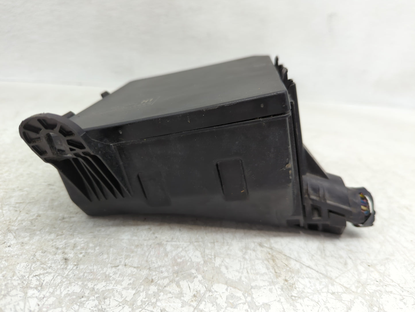 2013-2019 Nissan Sentra Fusebox Fuse Box Panel Relay Module P/N:284B7 3RA1B Fits Fits 2013 2014 2015 2016 2017 2018 2019 OEM
