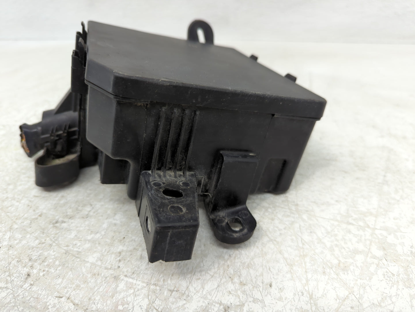 2013-2019 Nissan Sentra Fusebox Fuse Box Panel Relay Module P/N:284B7 3RA1B Fits Fits 2013 2014 2015 2016 2017 2018 2019 OEM