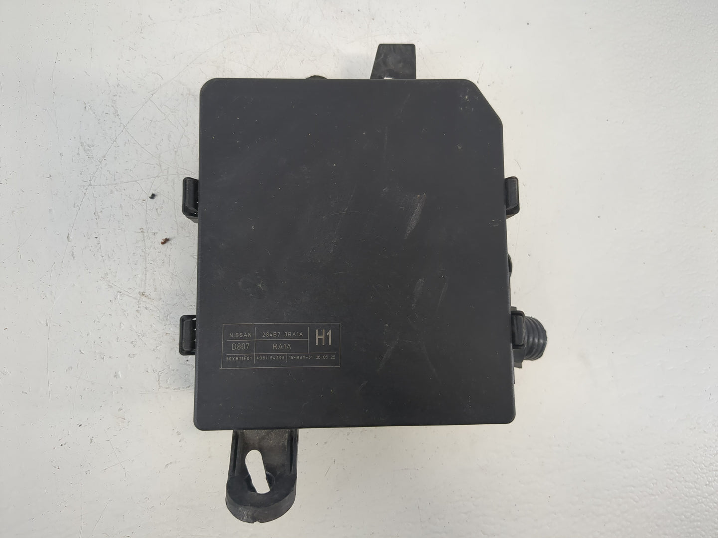 2013-2019 Nissan Sentra Fusebox Fuse Box Panel Relay Module P/N:284B7 3RA1A Fits Fits 2013 2014 2015 2016 2017 2018 2019 OEM