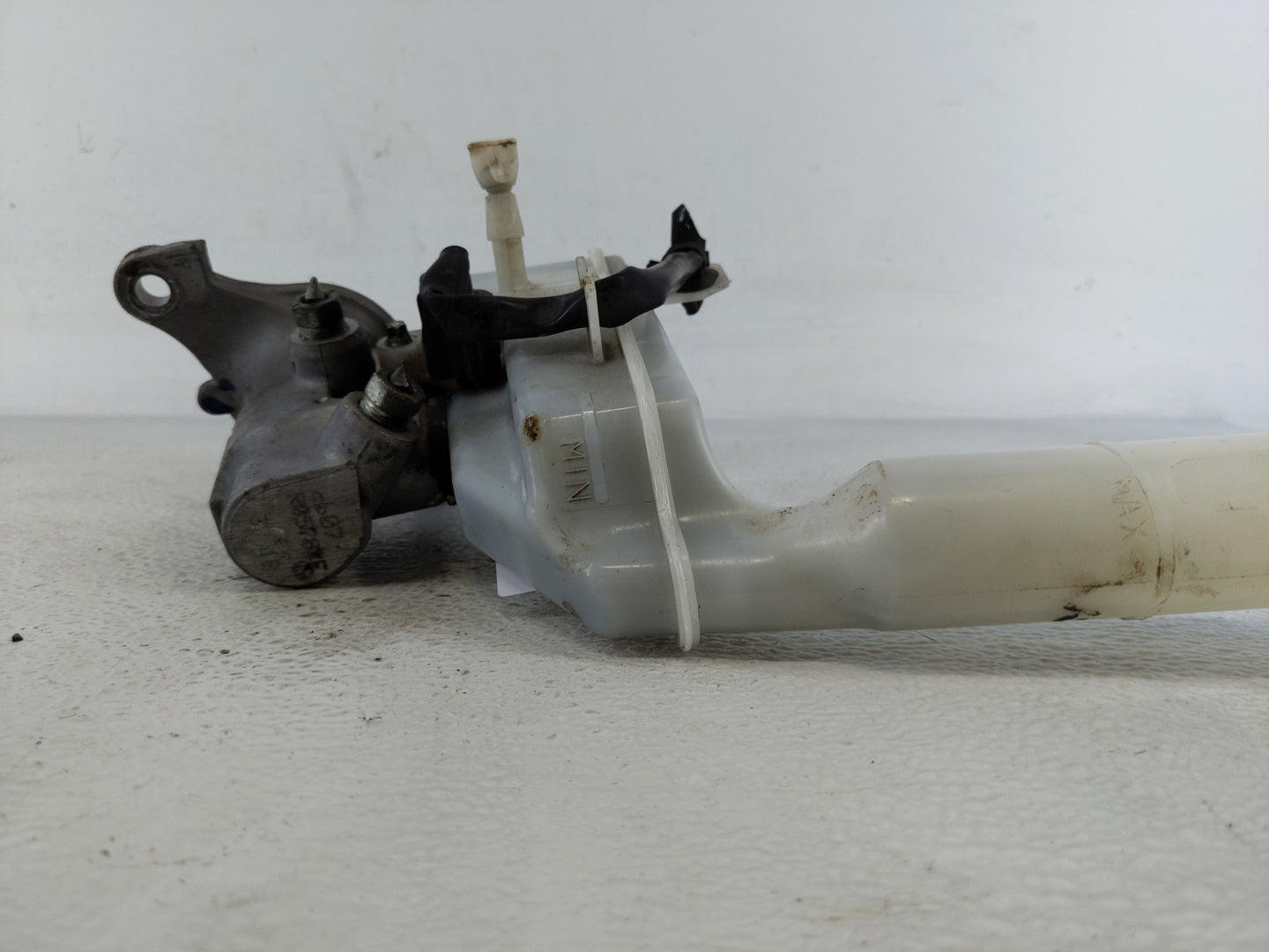 2013-2019 Nissan Sentra Brake Master Cylinder 1157285 - Oemusedautoparts1.com