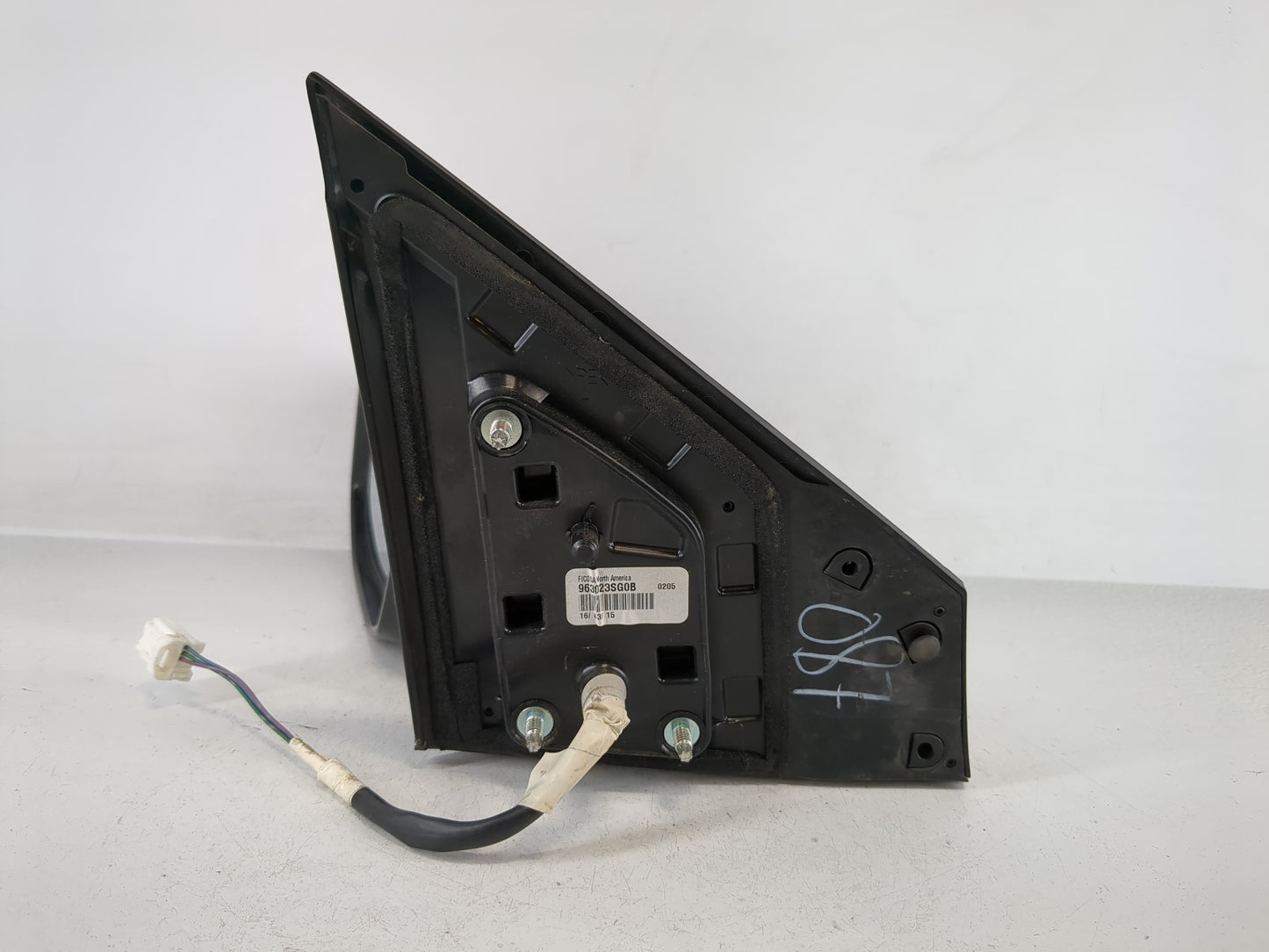 2013-2015 Nissan Sentra Driver Side View Mirror - Left Door Mirror OEM Used - Oemusedautoparts1.com