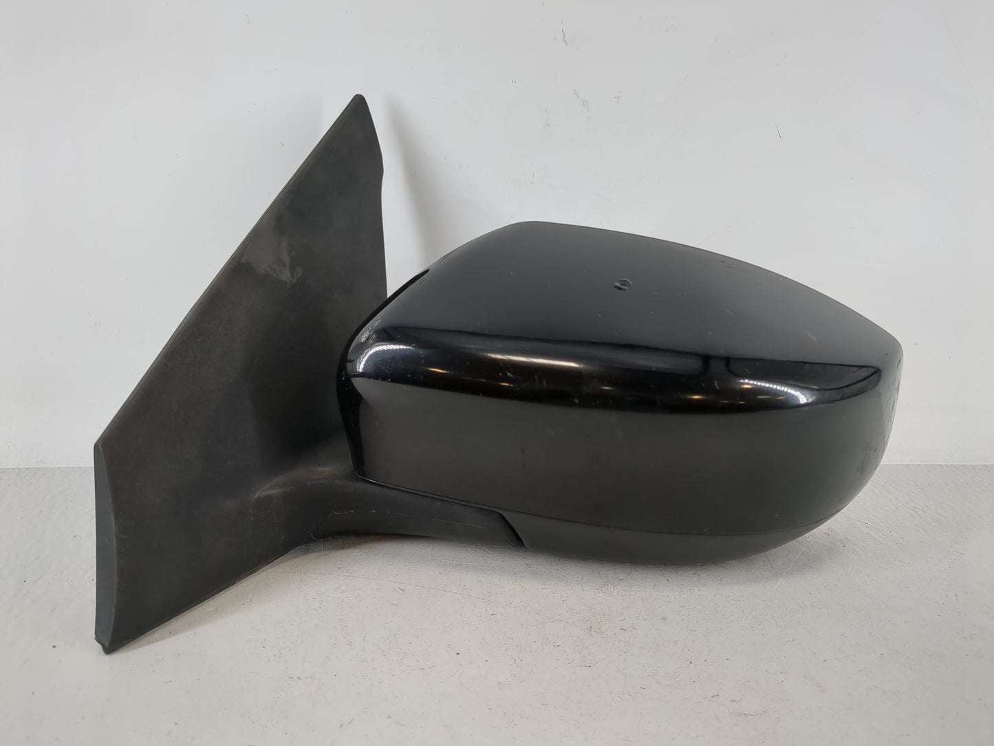 2013-2015 Nissan Sentra Driver Side View Mirror - Left Door Mirror OEM Used - Oemusedautoparts1.com
