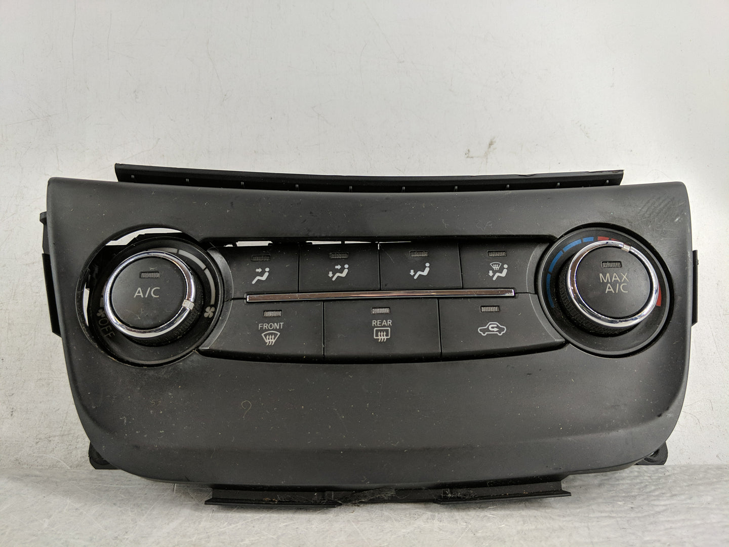 2015-2017 Nissan Sentra Climate Control Module Temperature AC/Heater Replacement P/N:275004AT2A Fits Fits 2015 2016 2017 OEM