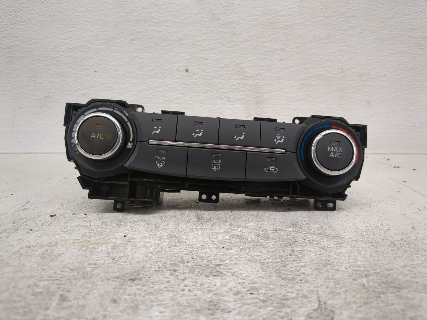 2015-2017 Nissan Sentra Climate Control Module Temperature AC/Heater Replacement Fits Fits 2015 2016 2017 OEM Used Auto Part