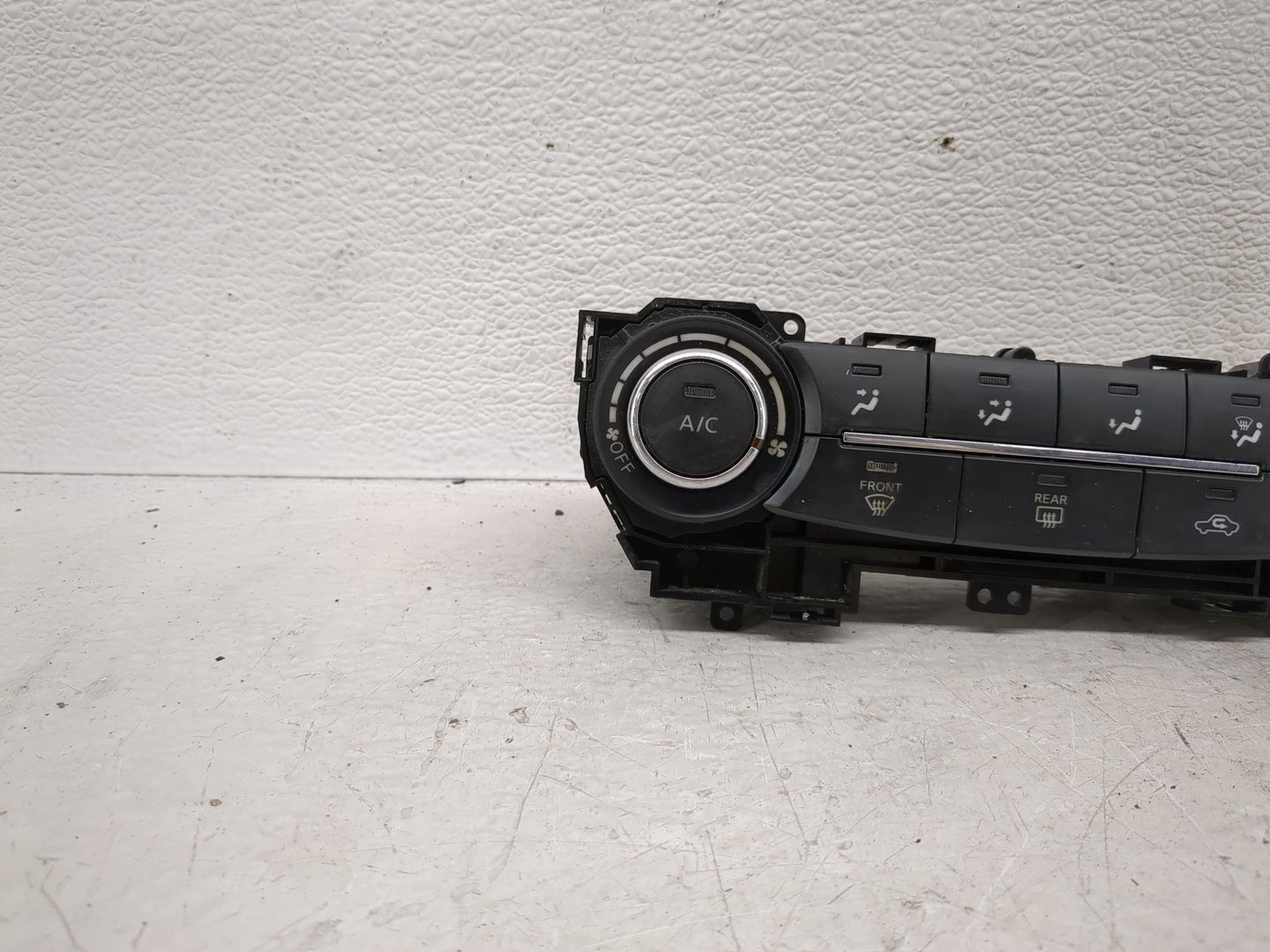2015-2017 Nissan Sentra Climate Control Module Temperature AC/Heater Replacement Fits Fits 2015 2016 2017 OEM Used Auto Part