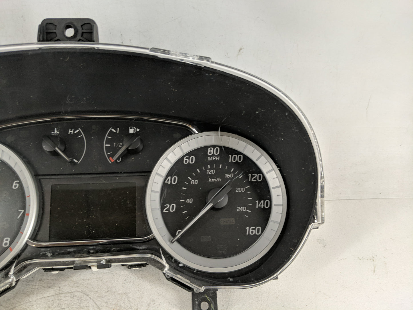 2014-2015 Nissan Sentra Instrument Cluster Speedometer Gauges Fits Fits 2014 2015 OEM Used Auto Parts - Oemusedautoparts1.co