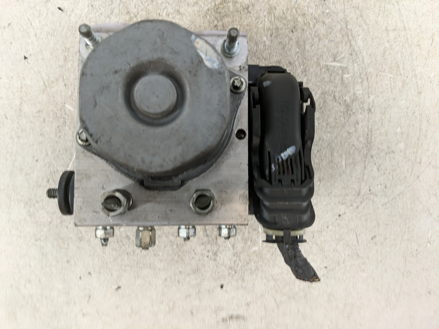 2015 Nissan Sentra ABS Pump Control Module Replacement P/N:02 02690 0265956165, 2265106527 Fits OEM Used Auto Parts - Oemuse