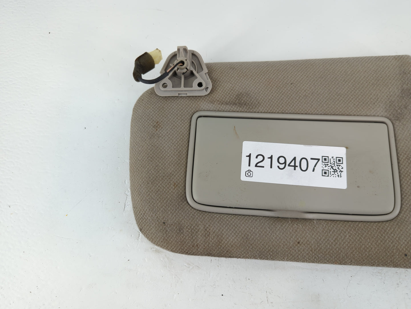 2013-2019 Nissan Sentra Sun Visor Shade Replacement Driver Left Mirror Fits Fits 2012 2013 2014 2015 2016 2017 2018 2019 OEM