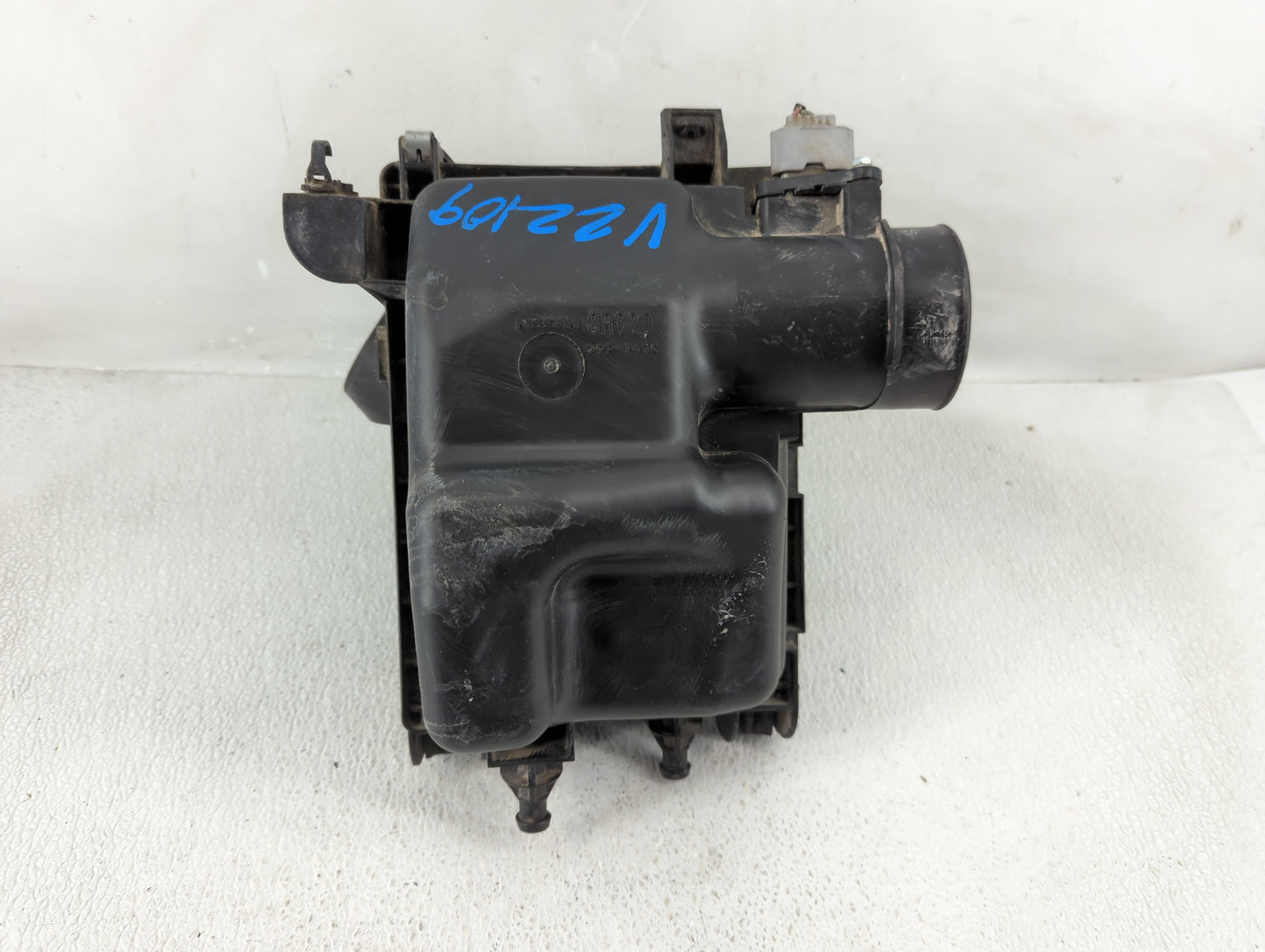 2015 Nissan Sentra Air Cleaner Intake-duct Hose Tube - Oemusedautoparts1.com