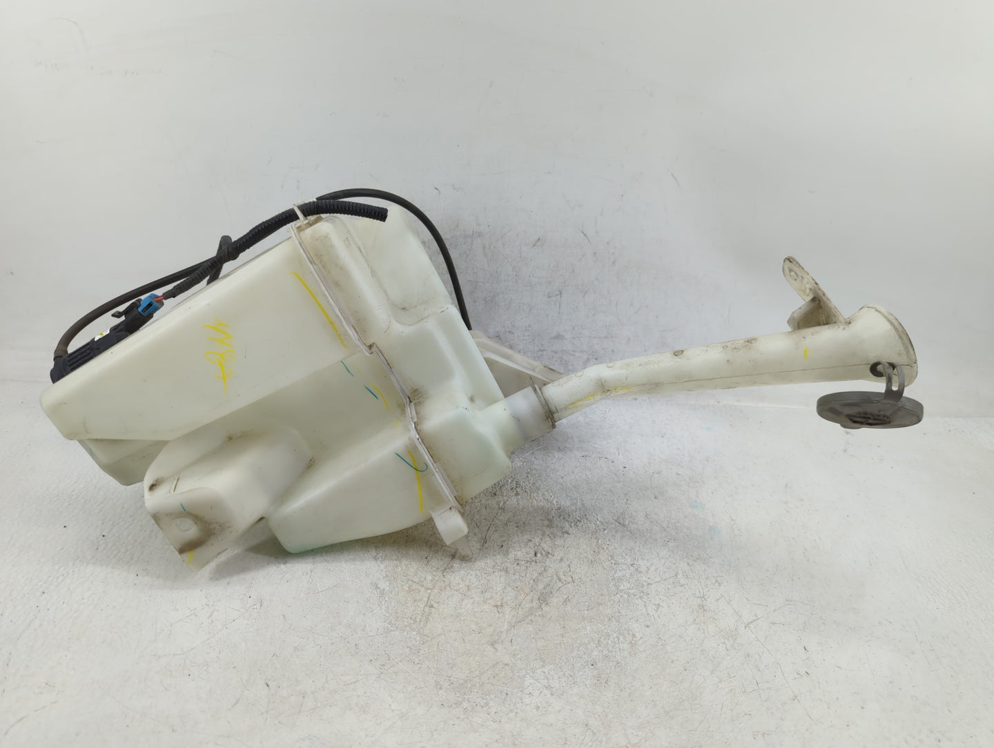 2013-2015 Nissan Sentra Windshield Washer Fluid Reservoir Bottle Oem - Oemusedautoparts1.com