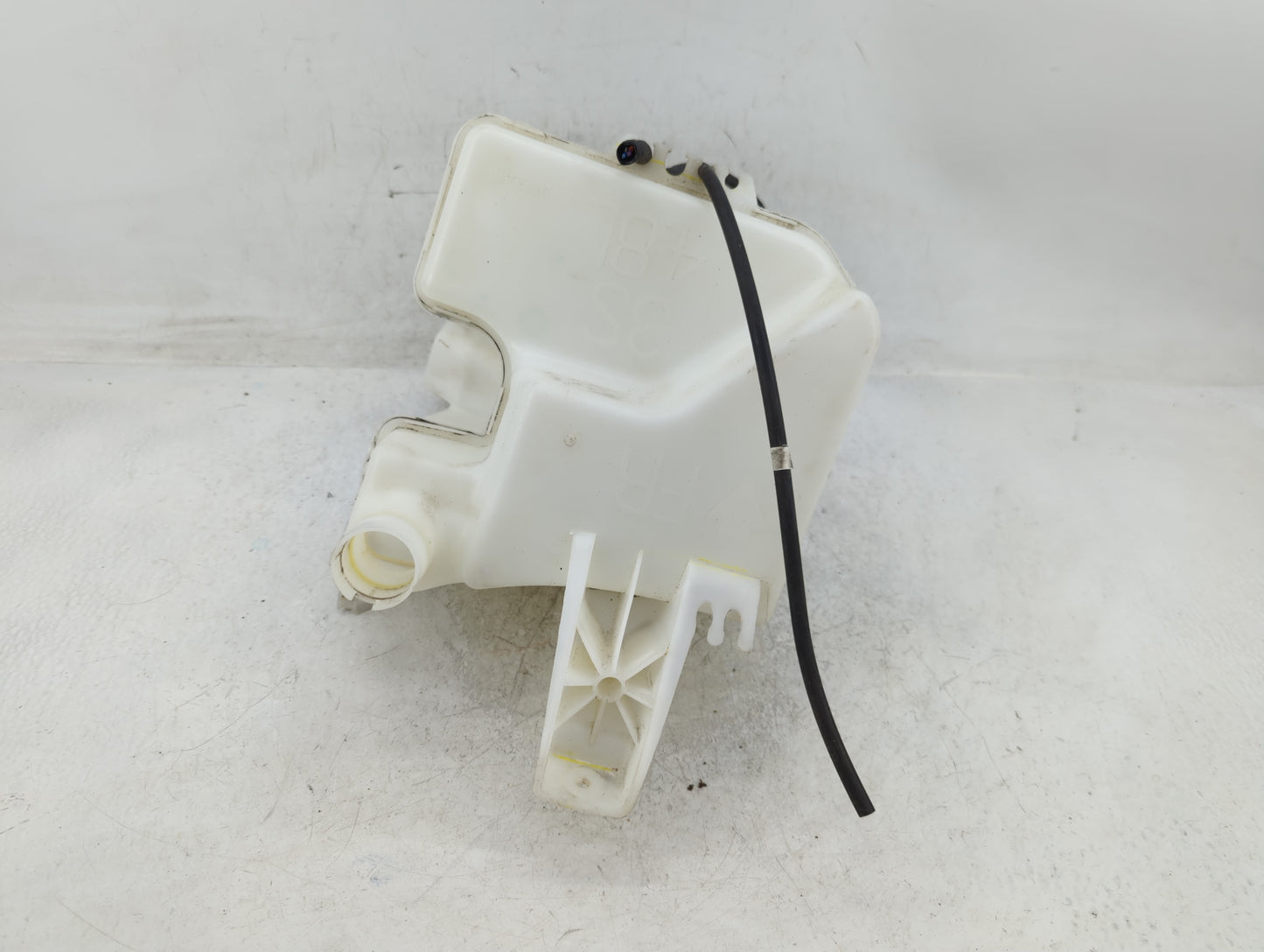 2013-2015 Nissan Sentra Windshield Washer Fluid Reservoir Bottle Oem - Oemusedautoparts1.com