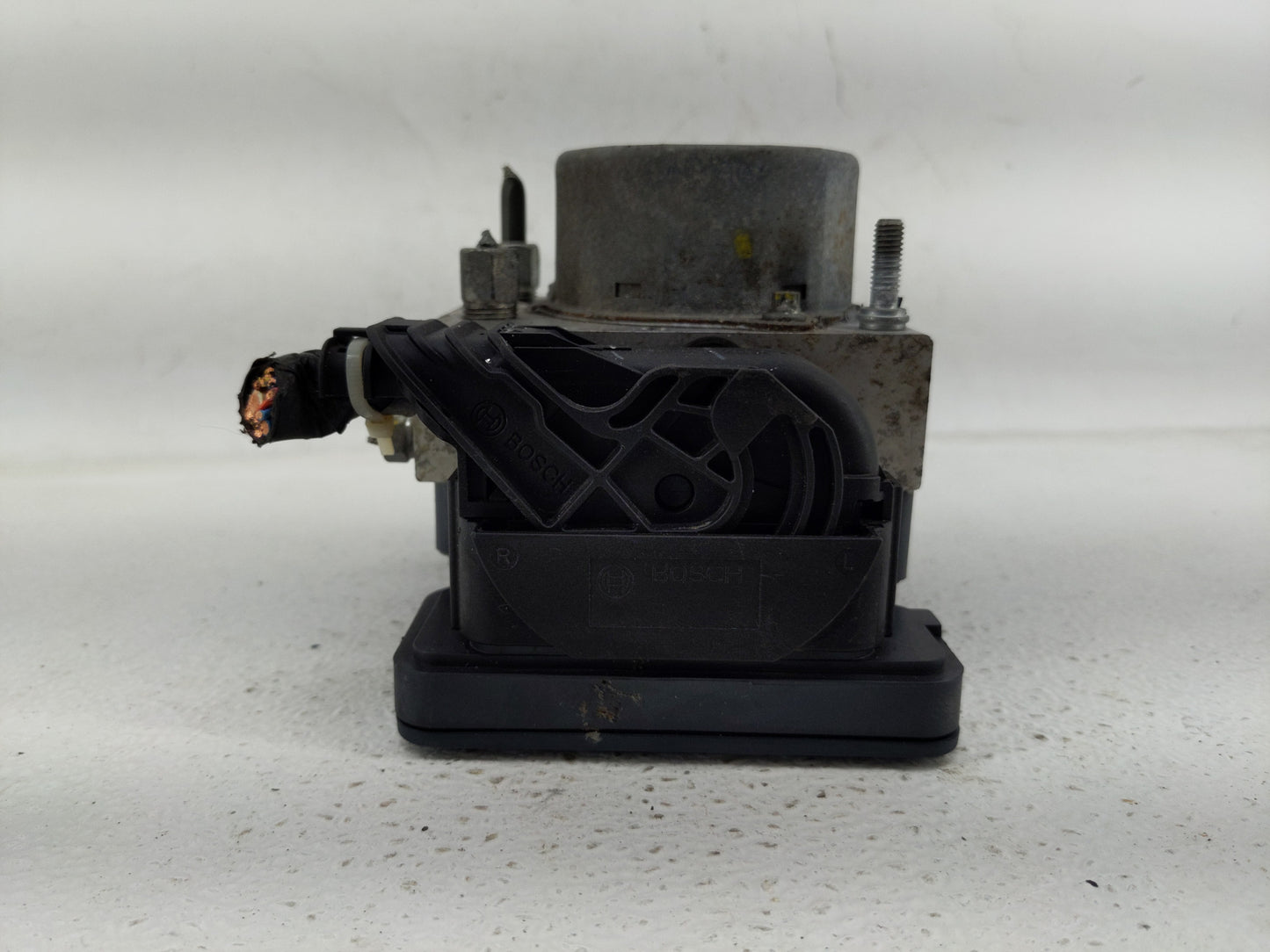 2015 Nissan Sentra ABS Pump Control Module Replacement P/N:47660-3SG0C Fits OEM Used Auto Parts - Oemusedautoparts1.com