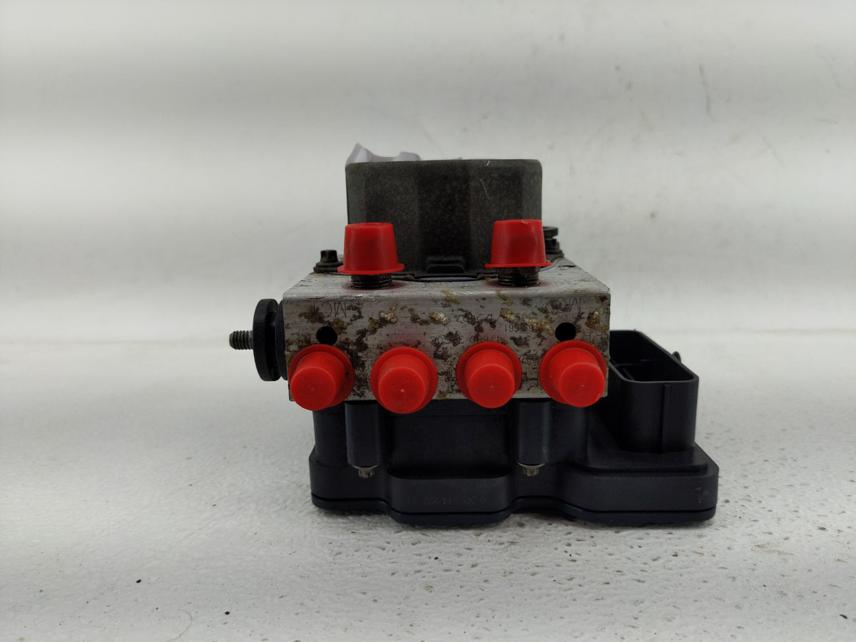 2014-2015 Nissan Sentra Anti-Lock Brake ABS Pump Module Actuator OEM P/N:47660-38G0C Fits Fits 2014 2015 OEM Used Auto Parts
