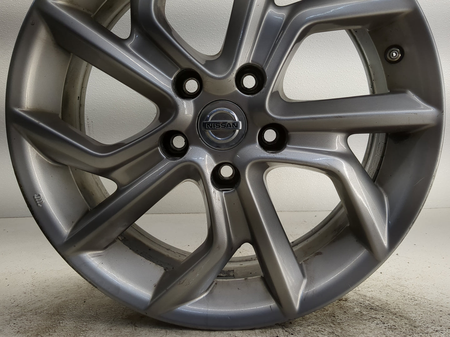 2013-2015 Nissan Sentra Oem Wheel Rim - Oemusedautoparts1.com