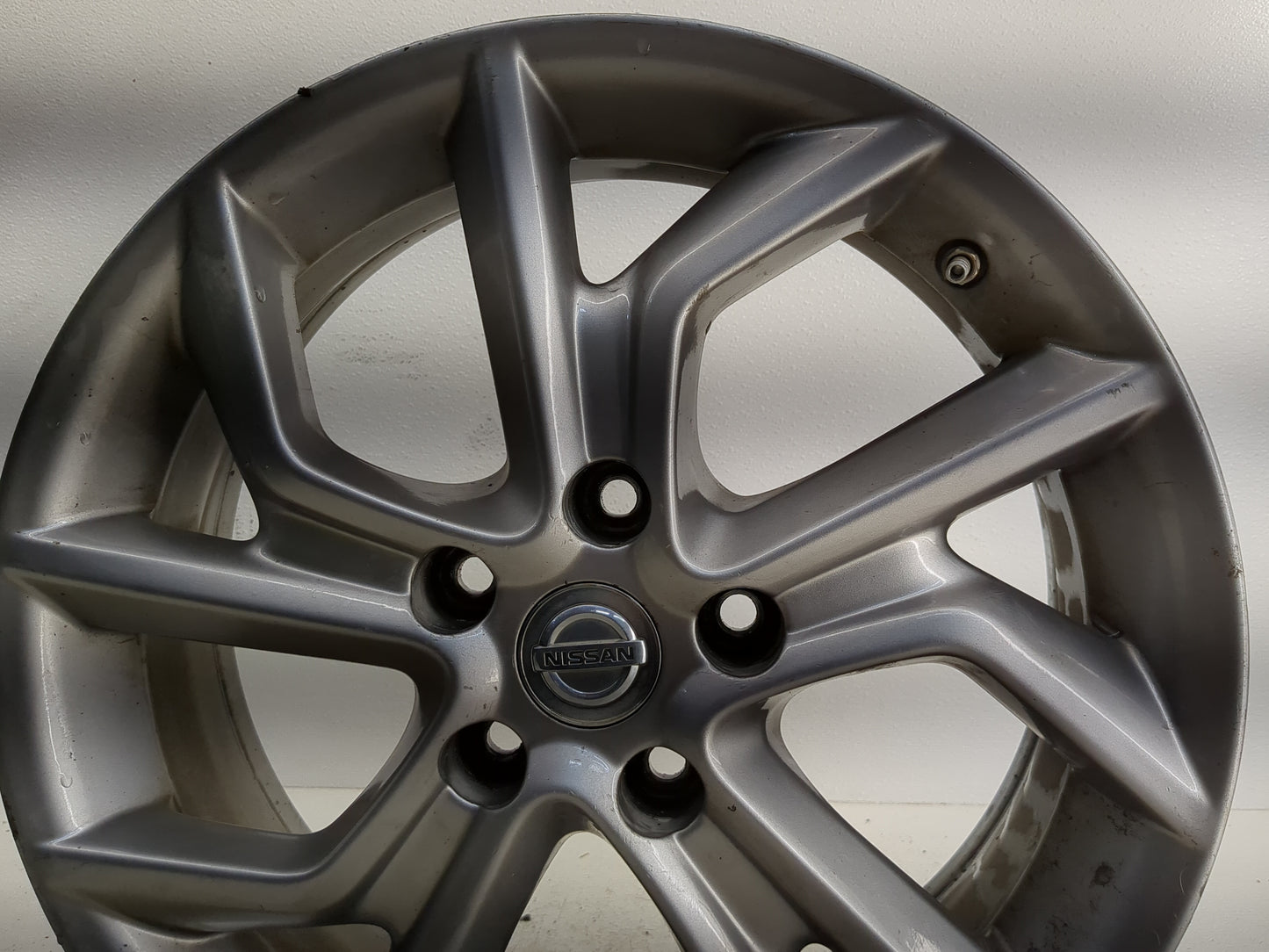 2013-2015 Nissan Sentra Oem Wheel Rim - Oemusedautoparts1.com