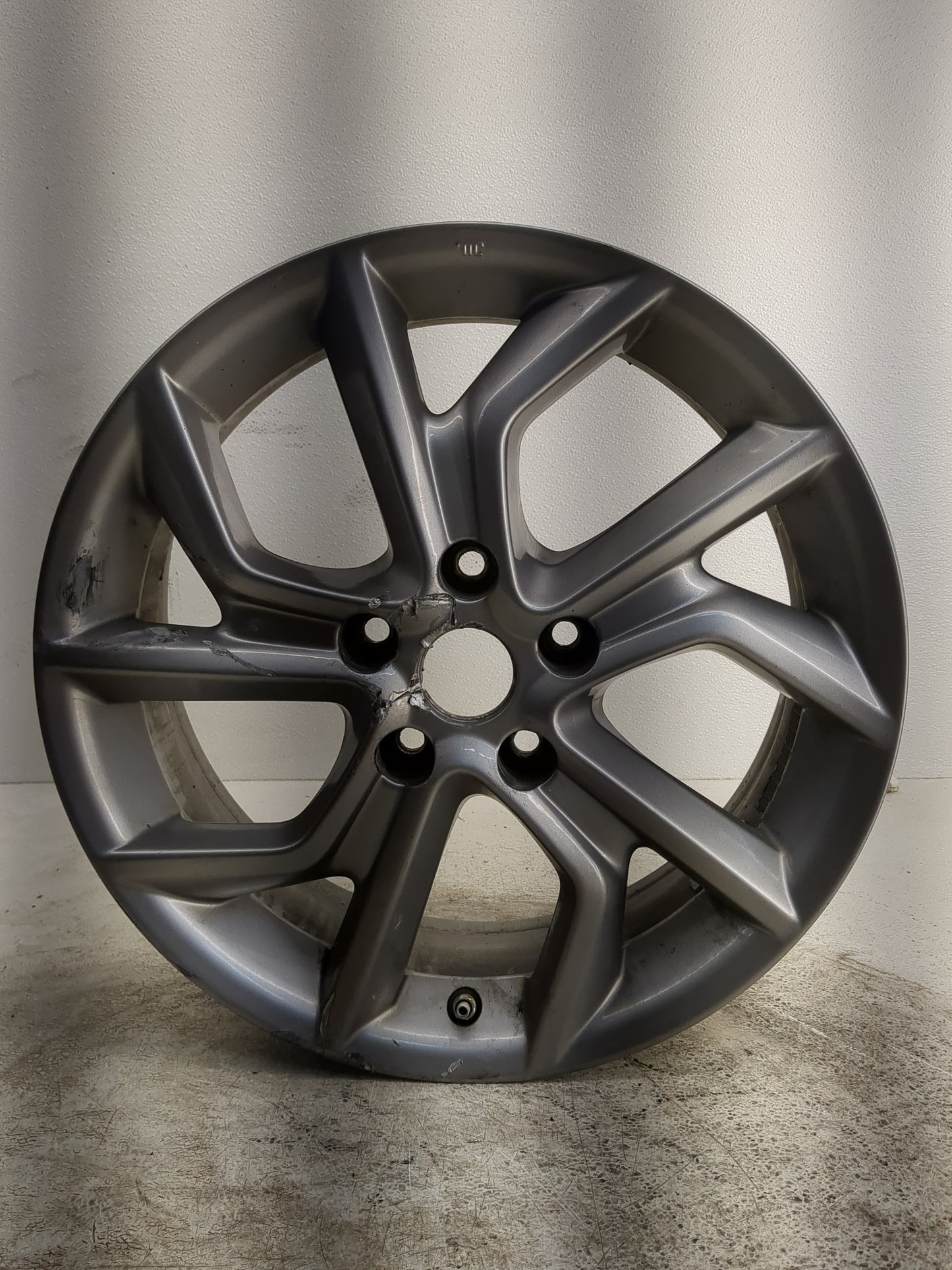 2013-2015 Nissan Sentra Oem Wheel Rim - Oemusedautoparts1.com