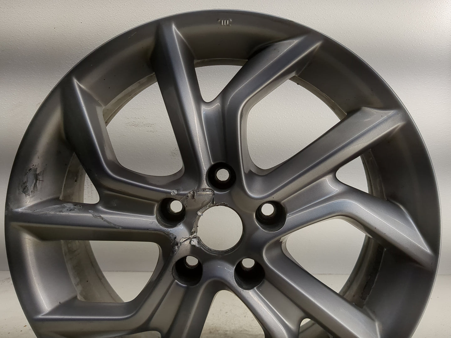 2013-2015 Nissan Sentra Oem Wheel Rim - Oemusedautoparts1.com