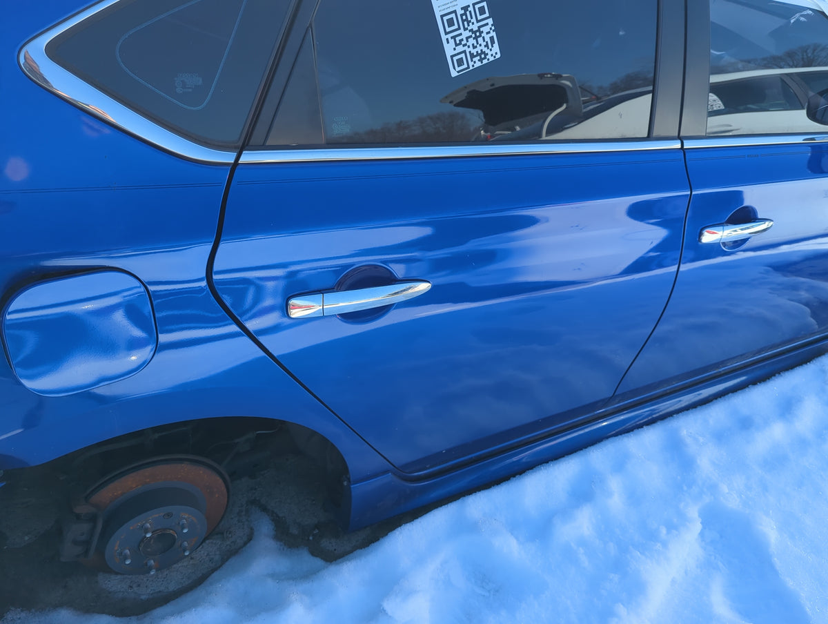 2013-2019 Nissan Sentra Passenger Rear Door Oem 1255867 - Oemusedautoparts1.com