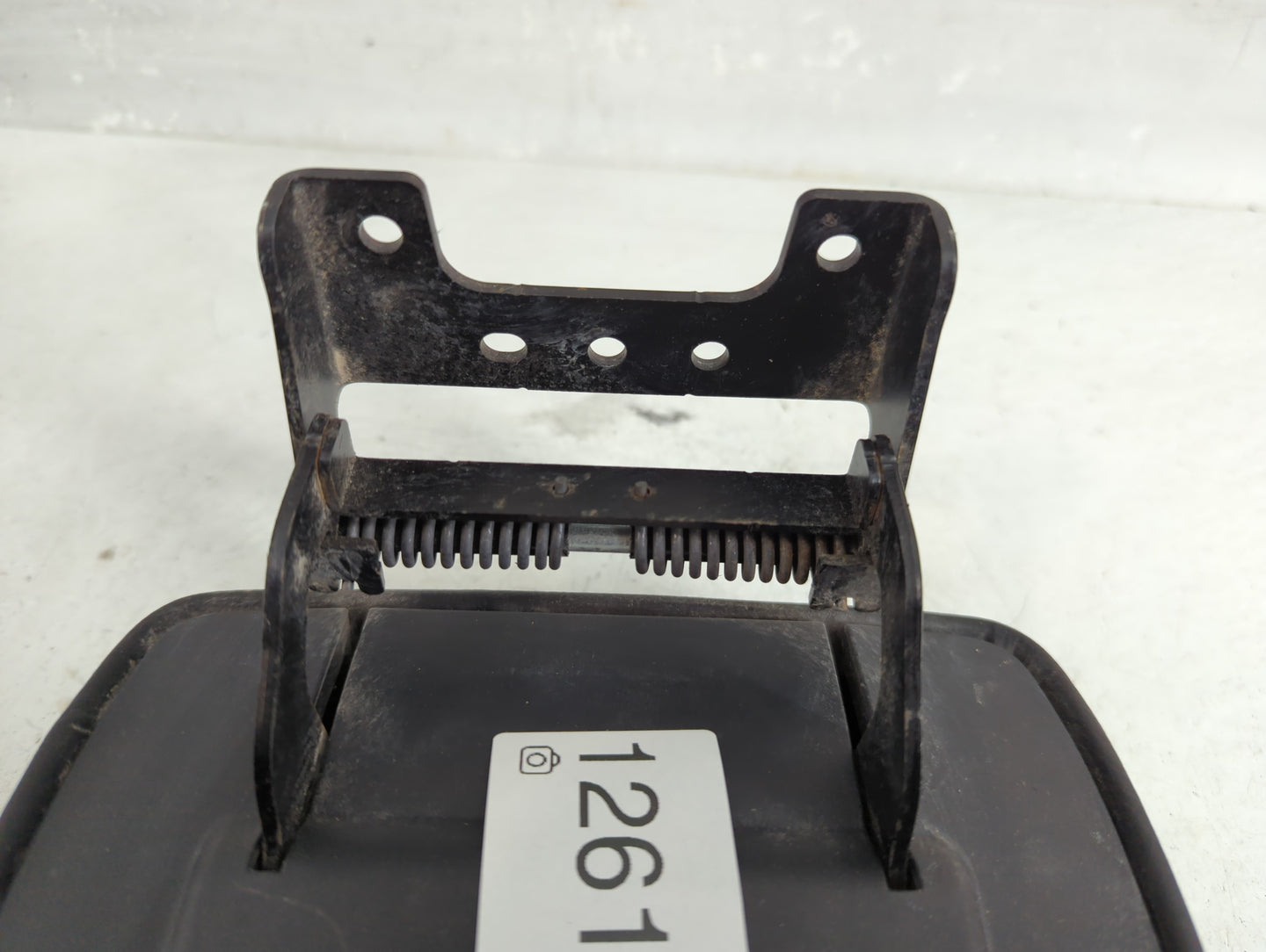 2015 Nissan Sentra Center Console Armrest Cover Lid Fits OEM Used Auto Parts - Oemusedautoparts1.com