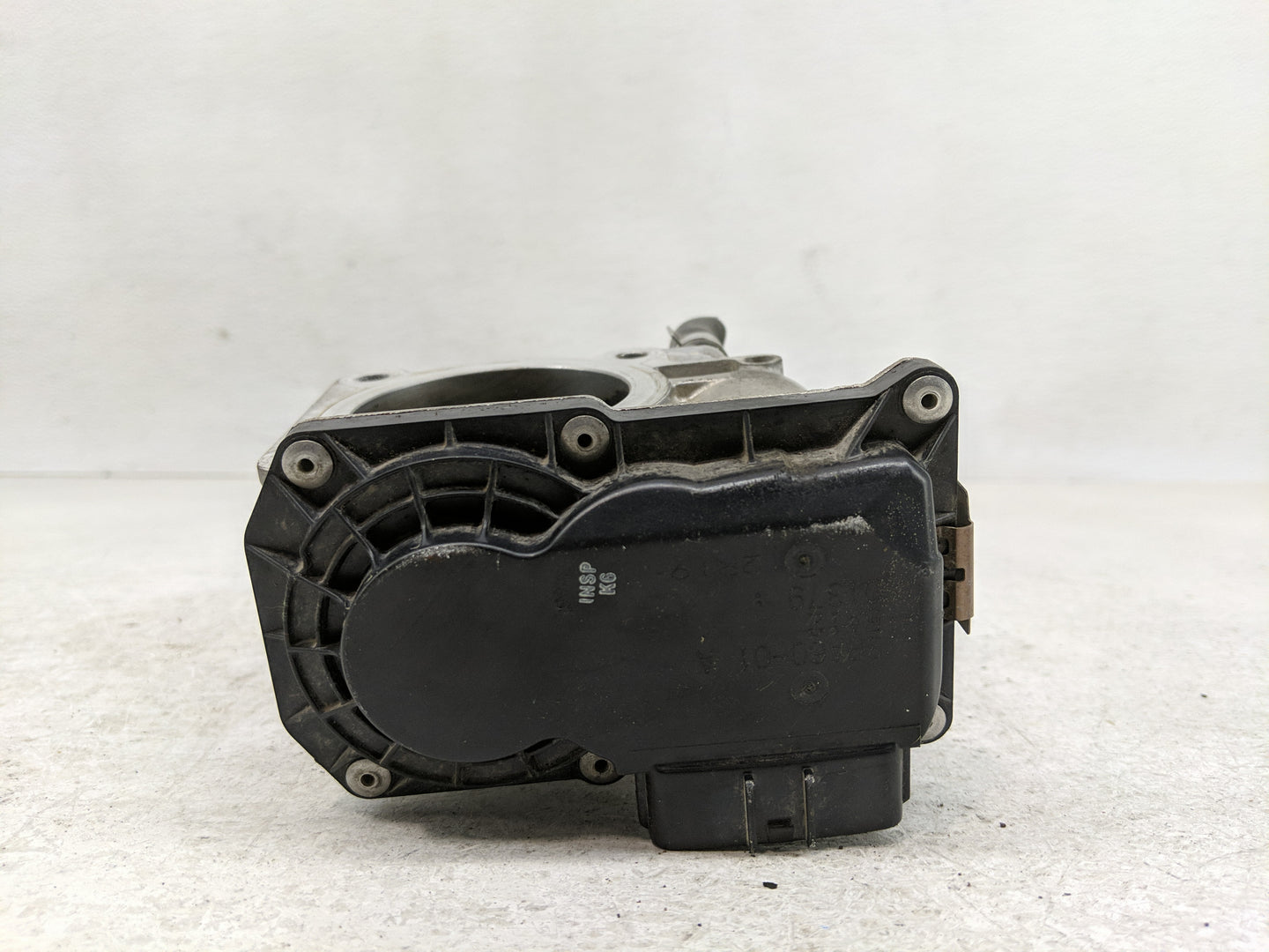 2015 Nissan Sentra Throttle Body Fits OEM Used Auto Parts - Oemusedautoparts1.com