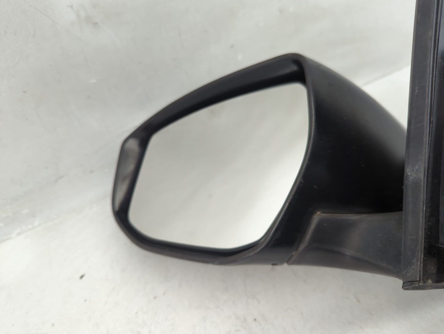 2013-2015 Nissan Sentra Driver Side View Mirror - Left Door Mirror OEM Used - Oemusedautoparts1.com