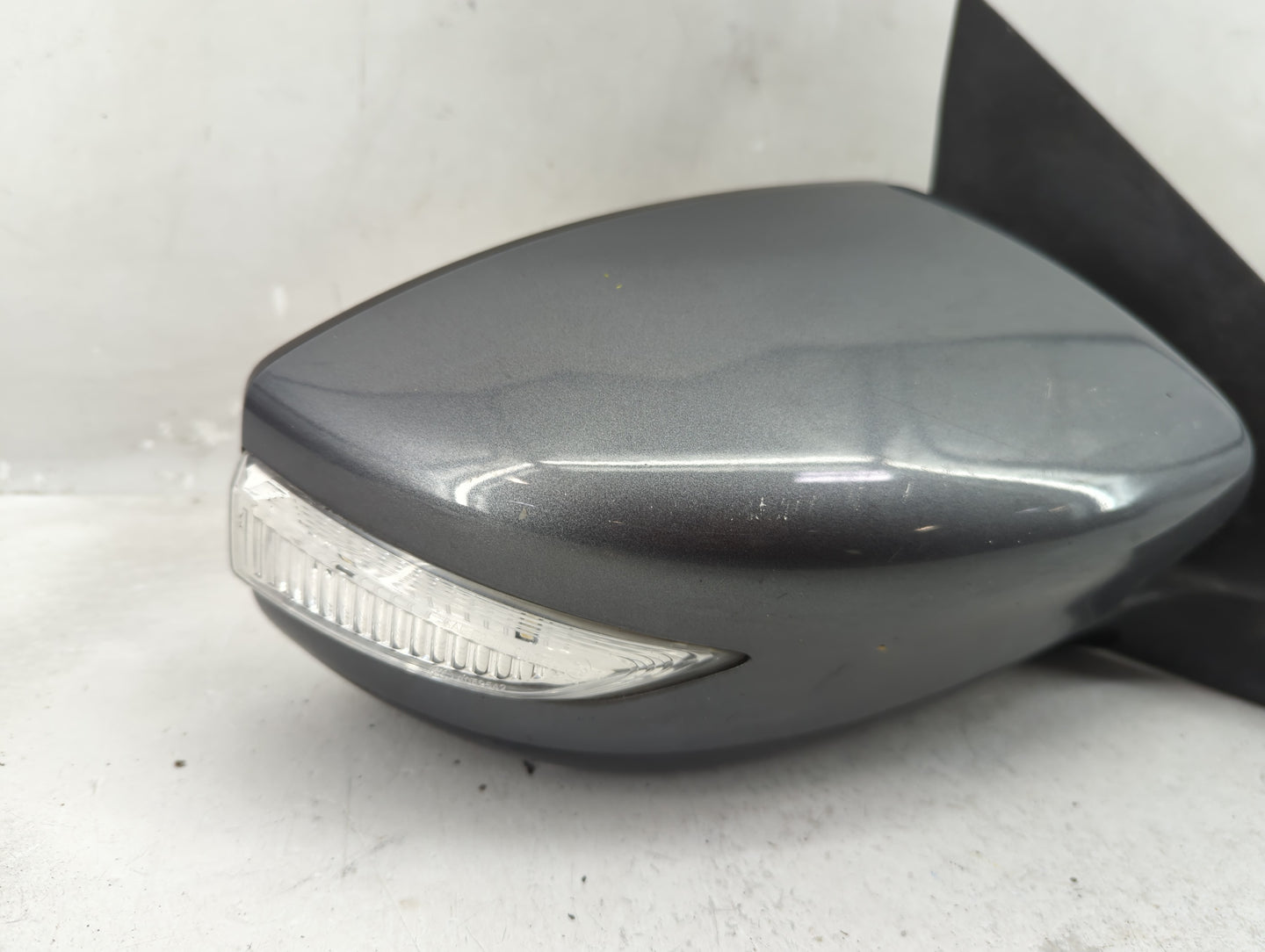 2013-2015 Nissan Sentra Passenger Side View Mirror - Right Door Mirror OEM Used - Oemusedautoparts1.com