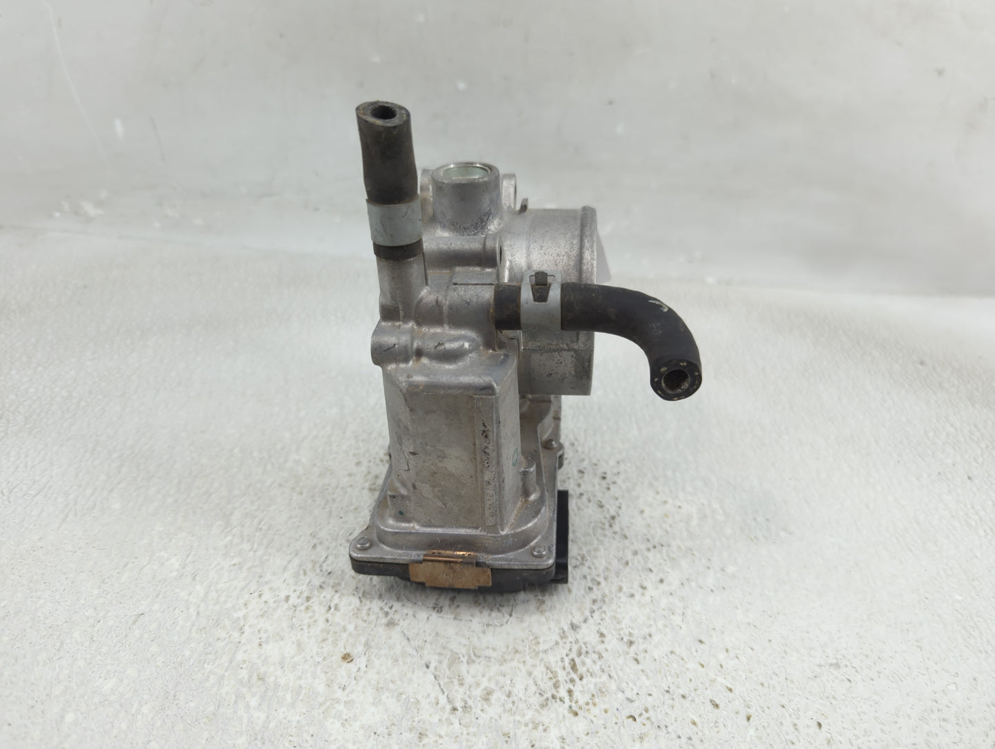2013-2019 Nissan Sentra Throttle Body P/N:3RA60-01 A Fits Fits 2013 2014 2015 2016 2017 2018 2019 OEM Used Auto Parts - Oemu