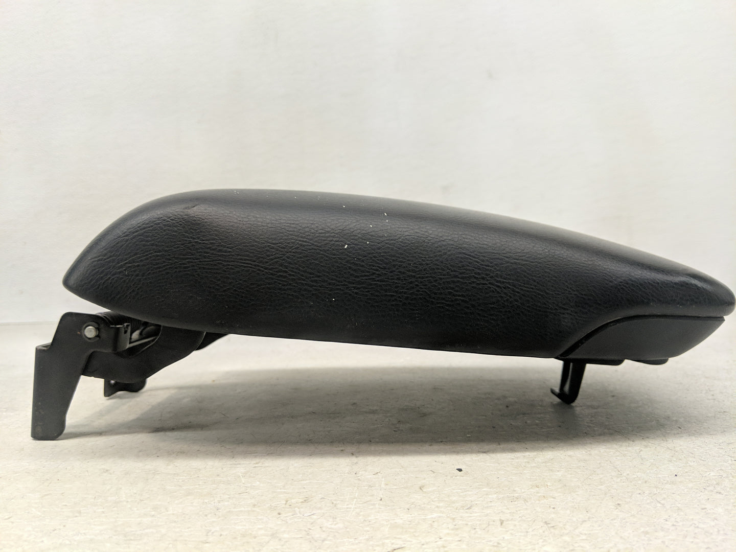 2015 Nissan Sentra Center Console Armrest Cover Lid Fits OEM Used Auto Parts - Oemusedautoparts1.com