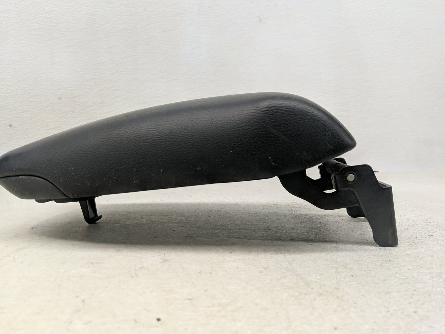 2015 Nissan Sentra Center Console Armrest Cover Lid Fits OEM Used Auto Parts - Oemusedautoparts1.com