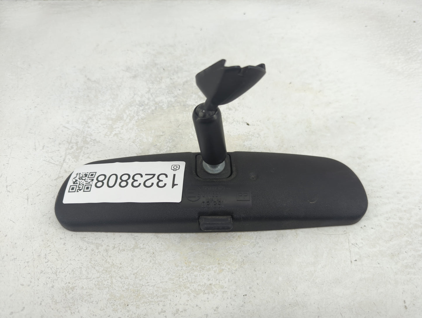 2015-2019 Nissan Sentra Interior Rear View Mirror Replacement OEM P/N:031681 Fits OEM Used Auto Parts - Oemusedautoparts1.co