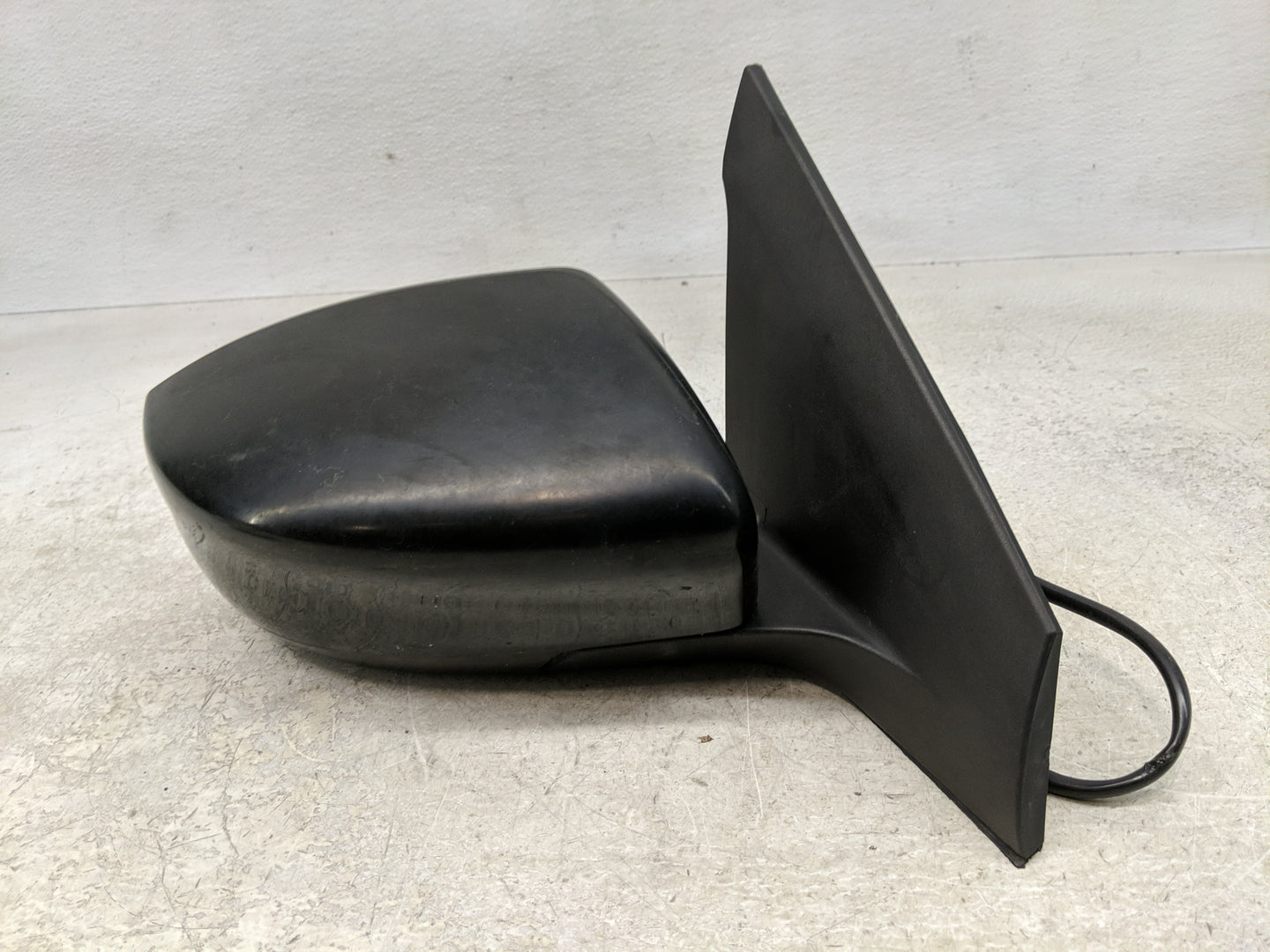 2013-2015 Nissan Sentra Passenger Side View Mirror - Right Door Mirror OEM Used - Oemusedautoparts1.com