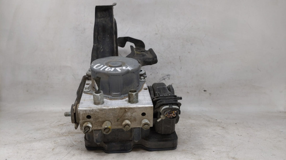 2014-2015 Nissan Sentra Anti-Lock Brake ABS Pump Module Actuator OEM P/N:2265106527 Fits Fits 2014 2015 OEM Used Auto Parts 