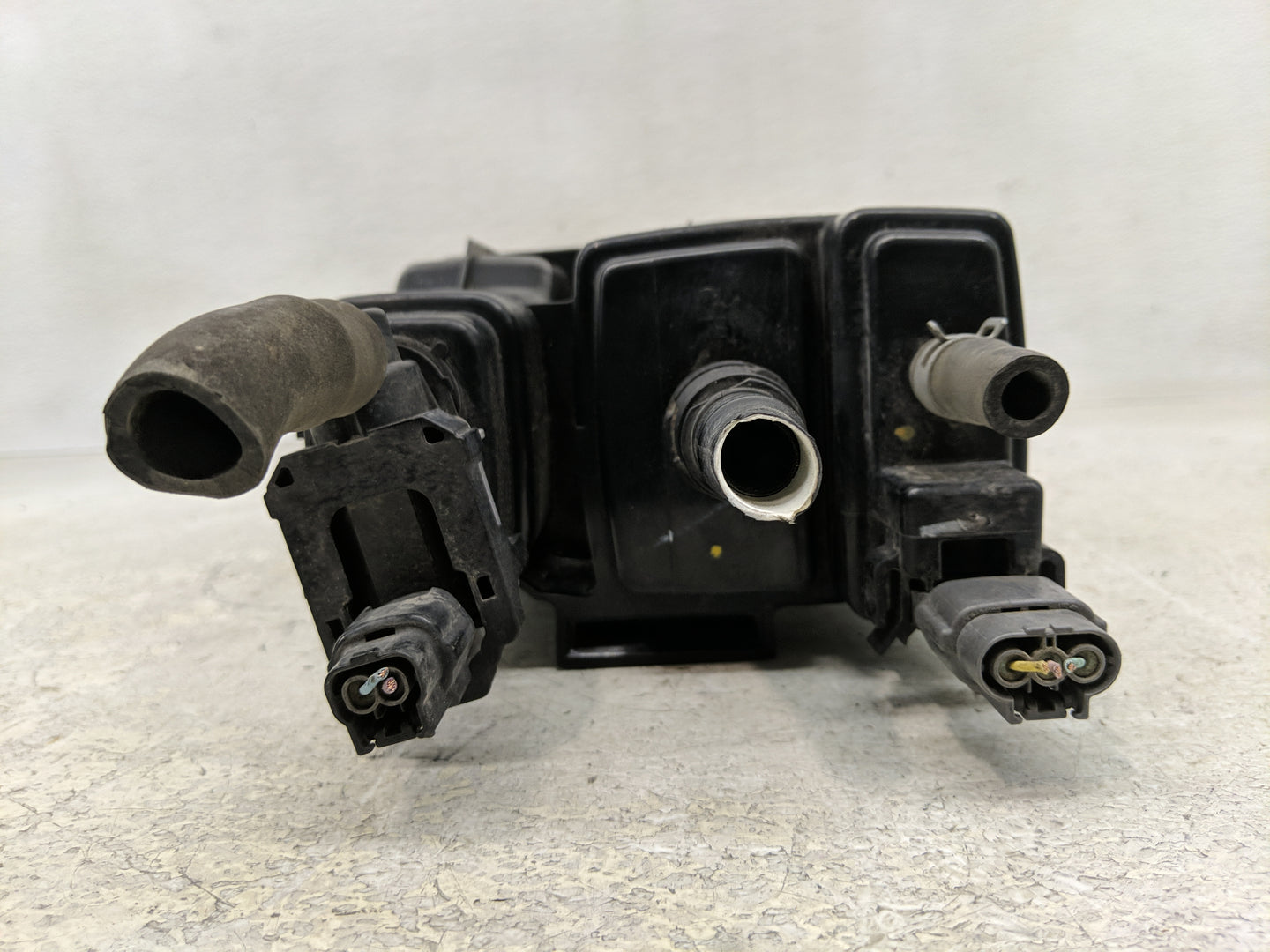 2015 Nissan Sentra Fuel Vapor Charcoal Canister - Oemusedautoparts1.com